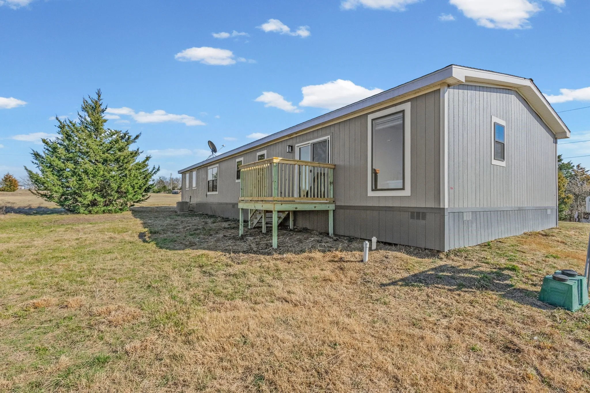 Mobile Home For Sale in Hopkins County , 3983 County Road 4744, Sulphur Springs, Texas 75482, 4 Bedroom, 2 Bathroom, Garage spaces, 1,456 Sqft, built in 2023, mls#21374772, Real Estate Agent in Sulphur Springs, Homes For Sale in Hopkins county, Homes For Sale in Sulphur Springs, Realtor in Sulphur Springs Texas, Real Estate Brokerage Independent Realty Texas, Luminita Cordes Realtor