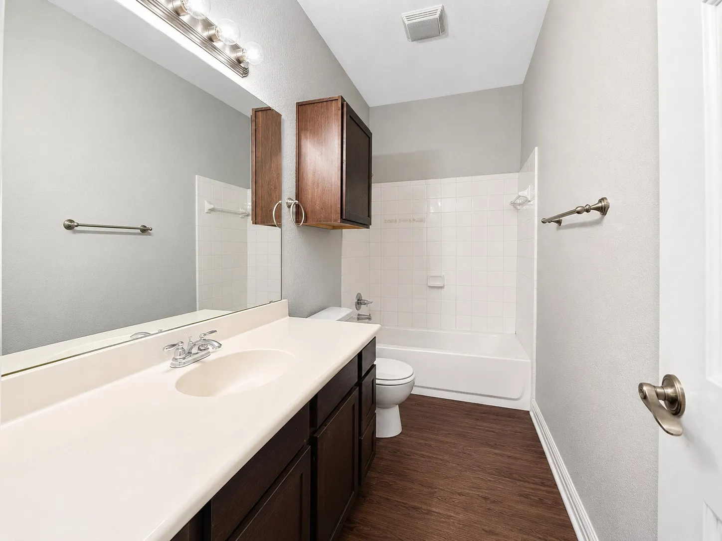Condominium For Sale in Mc Lennan County , 2410 S 2nd Street 1374, Waco, Texas 76706, 4 Bedroom, 5 Bathroom, Garage spaces, 1,495 Sqft, built in 2013, mls#21372455, Real Estate Agent in Waco, Homes For Sale in Mc Lennan county, Homes For Sale in Waco, Realtor in Waco Texas, Real Estate Brokerage Independent Realty Texas, Luminita Cordes Realtor