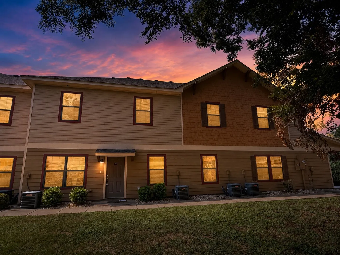 Condominium For Sale in Mc Lennan County , 2410 S 2nd Street 1374, Waco, Texas 76706, 4 Bedroom, 5 Bathroom, Garage spaces, 1,495 Sqft, built in 2013, mls#21372455, Real Estate Agent in Waco, Homes For Sale in Mc Lennan county, Homes For Sale in Waco, Realtor in Waco Texas, Real Estate Brokerage Independent Realty Texas, Luminita Cordes Realtor