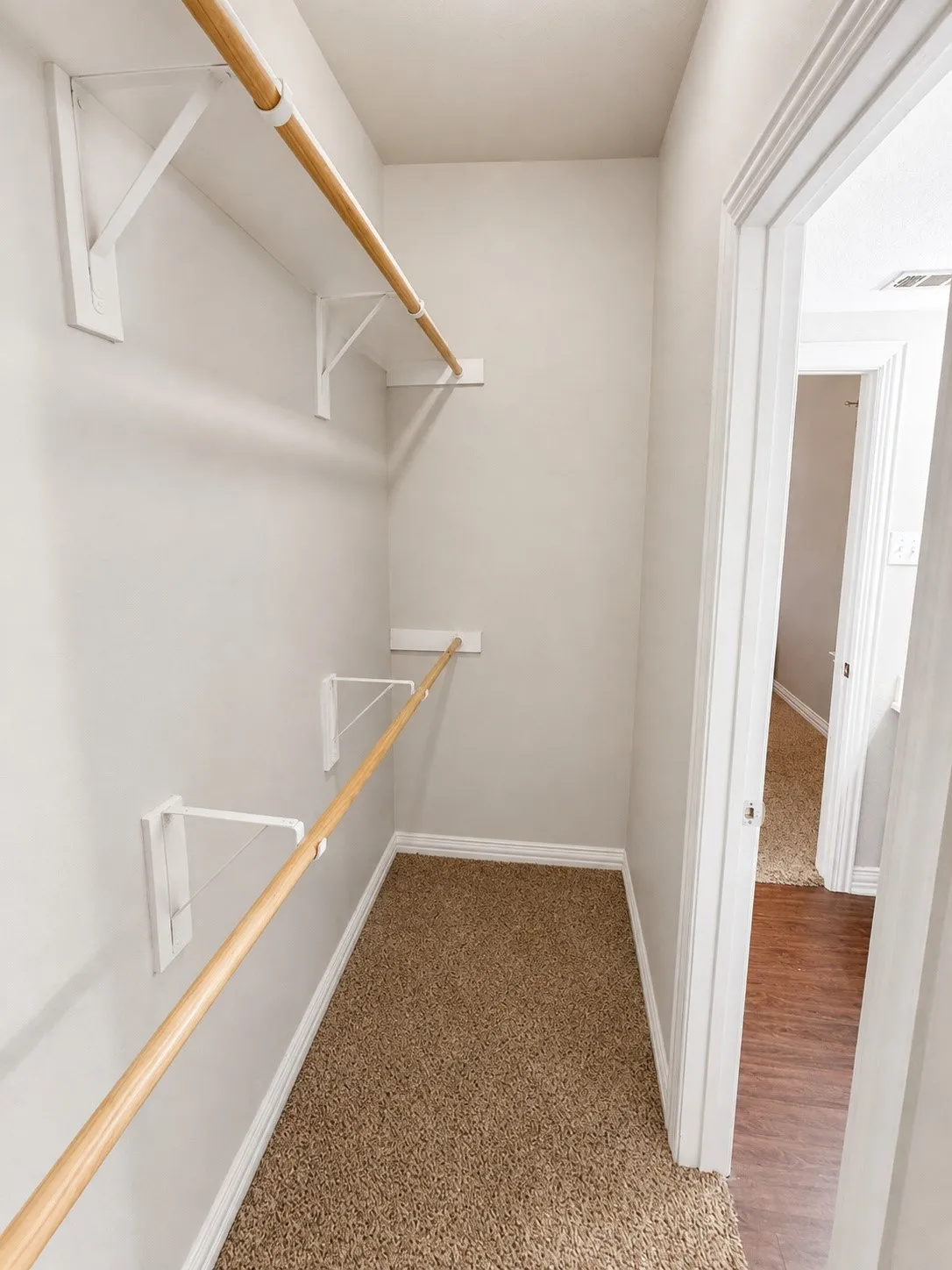 Condominium For Sale in Mc Lennan County , 2410 S 2nd Street 1374, Waco, Texas 76706, 4 Bedroom, 5 Bathroom, Garage spaces, 1,495 Sqft, built in 2013, mls#21372455, Real Estate Agent in Waco, Homes For Sale in Mc Lennan county, Homes For Sale in Waco, Realtor in Waco Texas, Real Estate Brokerage Independent Realty Texas, Luminita Cordes Realtor