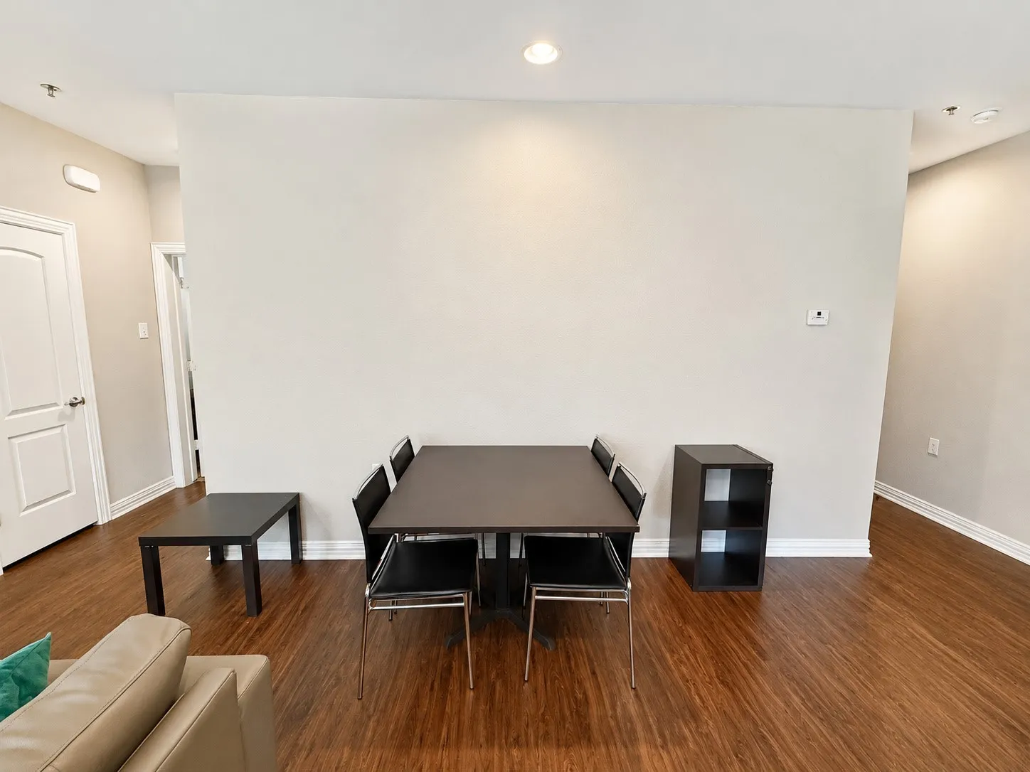 Condominium For Sale in Mc Lennan County , 2410 S 2nd Street 1374, Waco, Texas 76706, 4 Bedroom, 5 Bathroom, Garage spaces, 1,495 Sqft, built in 2013, mls#21372455, Real Estate Agent in Waco, Homes For Sale in Mc Lennan county, Homes For Sale in Waco, Realtor in Waco Texas, Real Estate Brokerage Independent Realty Texas, Luminita Cordes Realtor