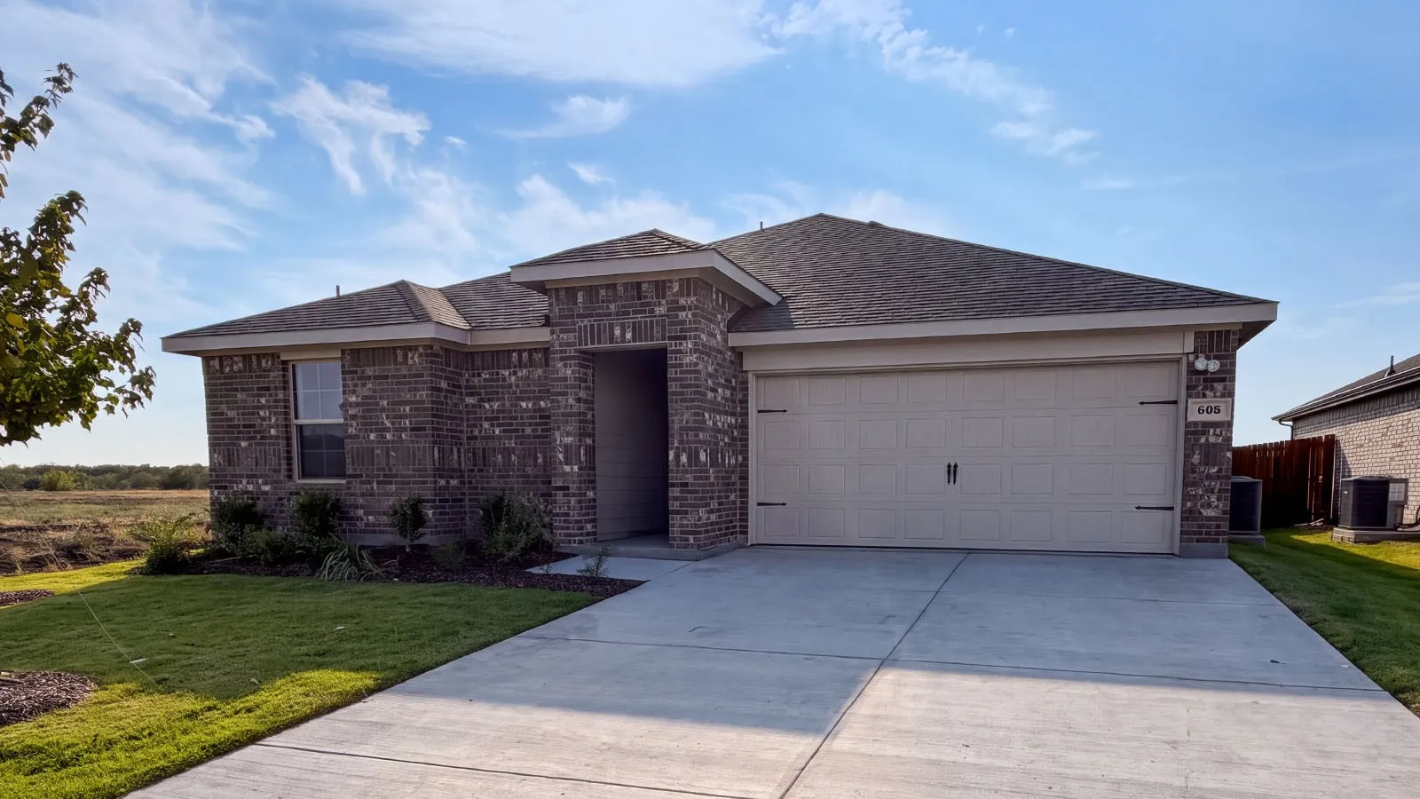 Single Family Residence For Sale in Hunt County , 605 Edge Hill Lane, Josephine, Texas 75135, 3 Bedroom, 2 Bathroom, 2 Garage spaces, 1,294 Sqft, built in 2026, mls#21374810, Real Estate Agent in Josephine, Homes For Sale in Hunt county, Homes For Sale in Josephine, Realtor in Josephine Texas, Real Estate Brokerage Independent Realty Texas, Luminita Cordes Realtor
