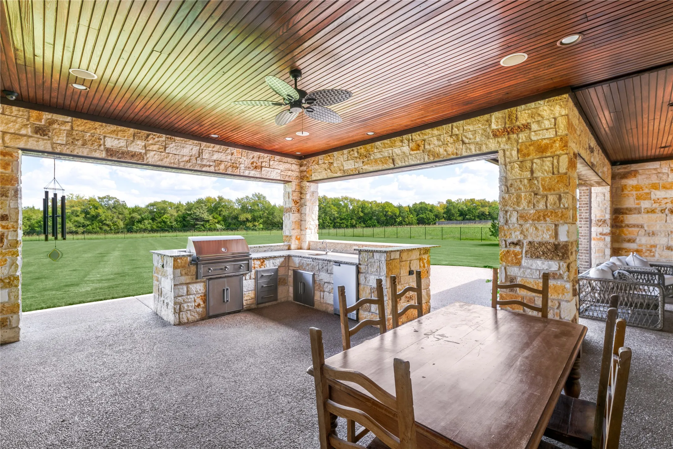 Single Family Residence For Sale in Dallas County , 218 Tanner Creek Circle, Sunnyvale, Texas 75182, 5 Bedroom, 6 Bathroom, 5 Garage spaces, 5,921 Sqft, built in 2014, mls#21374774, Real Estate Agent in Sunnyvale, Homes For Sale in Dallas county, Homes For Sale in Sunnyvale, Realtor in Sunnyvale Texas, Real Estate Brokerage Independent Realty Texas, Luminita Cordes Realtor