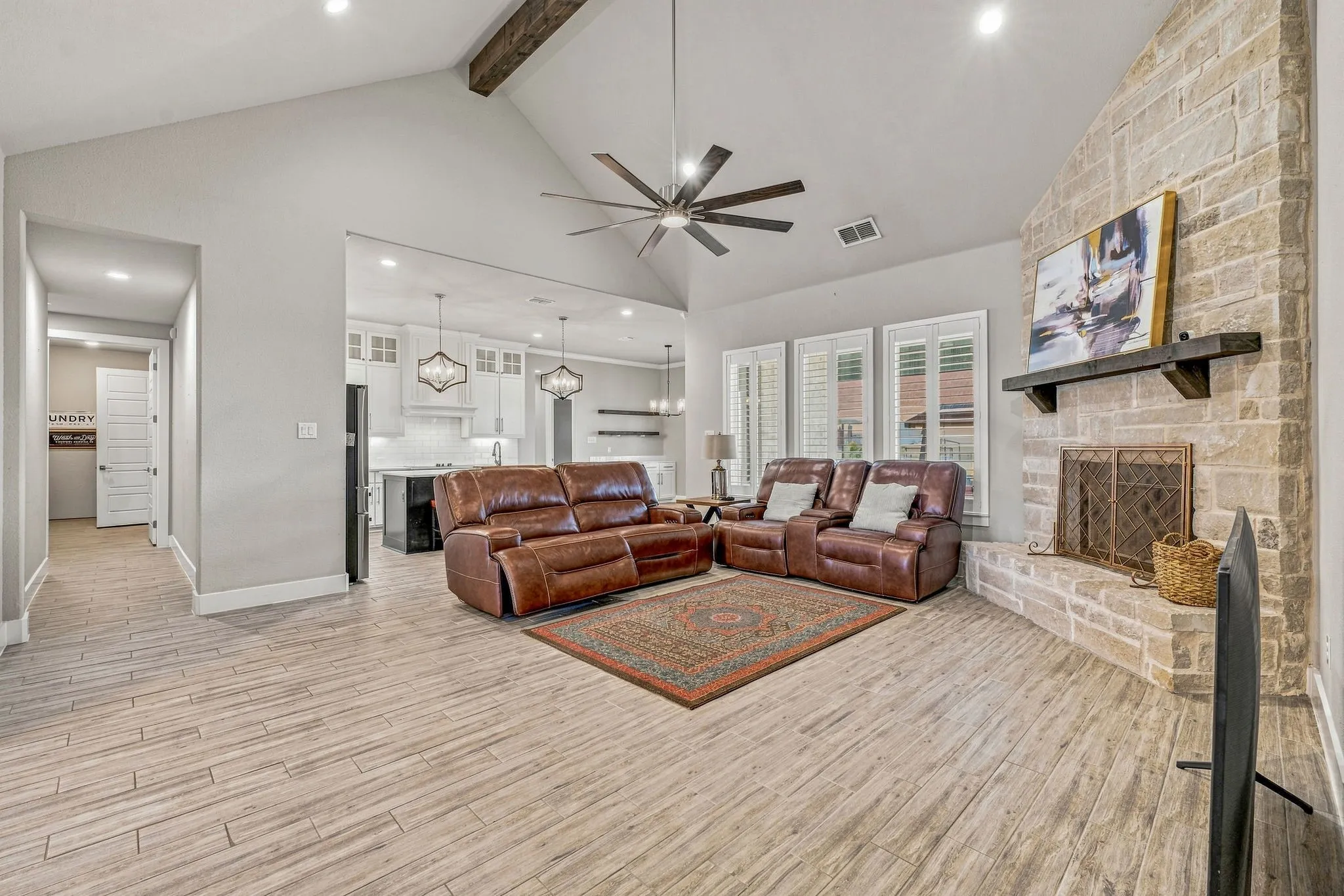 Single Family Residence For Sale in Johnson County , 212 Buena Vista Drive, Godley, Texas 76044, 4 Bedroom, 3 Bathroom, 3 Garage spaces, 2,867 Sqft, built in 2021, mls#21373148, Real Estate Agent in Godley, Homes For Sale in Johnson county, Homes For Sale in Godley, Realtor in Godley Texas, Real Estate Brokerage Independent Realty Texas, Luminita Cordes Realtor