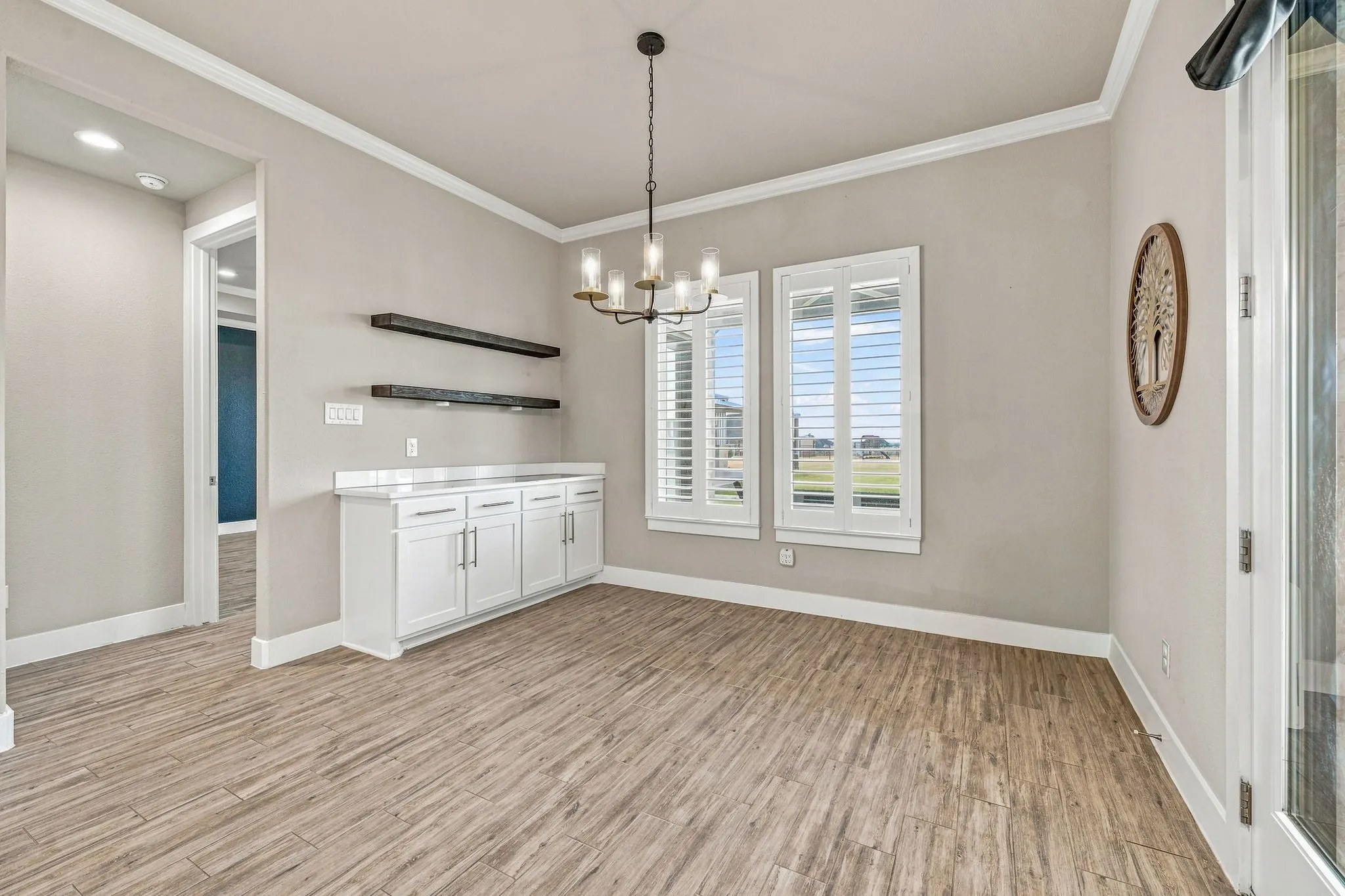 Single Family Residence For Sale in Johnson County , 212 Buena Vista Drive, Godley, Texas 76044, 4 Bedroom, 3 Bathroom, 3 Garage spaces, 2,867 Sqft, built in 2021, mls#21373148, Real Estate Agent in Godley, Homes For Sale in Johnson county, Homes For Sale in Godley, Realtor in Godley Texas, Real Estate Brokerage Independent Realty Texas, Luminita Cordes Realtor