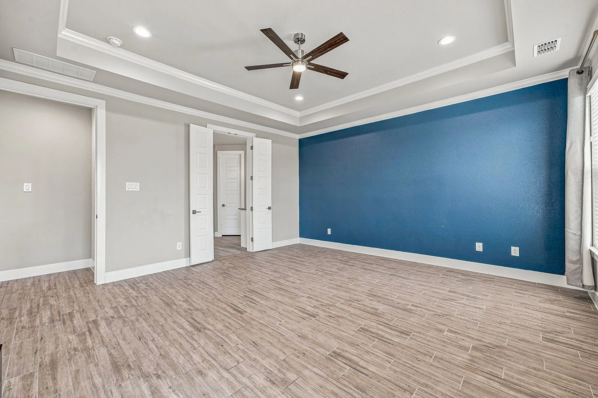Single Family Residence For Sale in Johnson County , 212 Buena Vista Drive, Godley, Texas 76044, 4 Bedroom, 3 Bathroom, 3 Garage spaces, 2,867 Sqft, built in 2021, mls#21373148, Real Estate Agent in Godley, Homes For Sale in Johnson county, Homes For Sale in Godley, Realtor in Godley Texas, Real Estate Brokerage Independent Realty Texas, Luminita Cordes Realtor