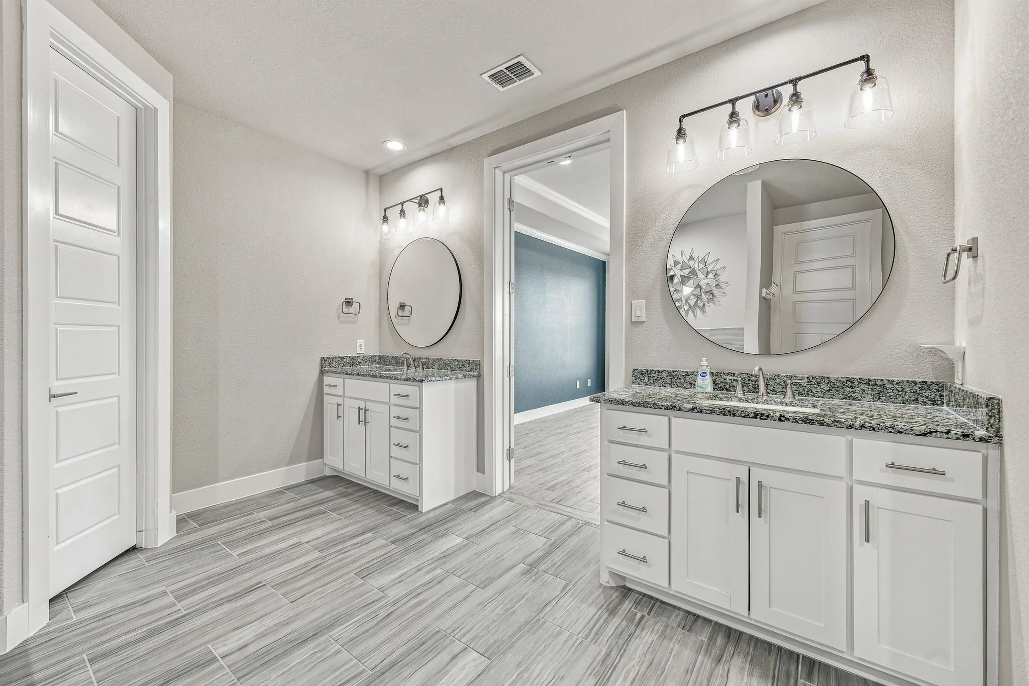 Single Family Residence For Sale in Johnson County , 212 Buena Vista Drive, Godley, Texas 76044, 4 Bedroom, 3 Bathroom, 3 Garage spaces, 2,867 Sqft, built in 2021, mls#21373148, Real Estate Agent in Godley, Homes For Sale in Johnson county, Homes For Sale in Godley, Realtor in Godley Texas, Real Estate Brokerage Independent Realty Texas, Luminita Cordes Realtor