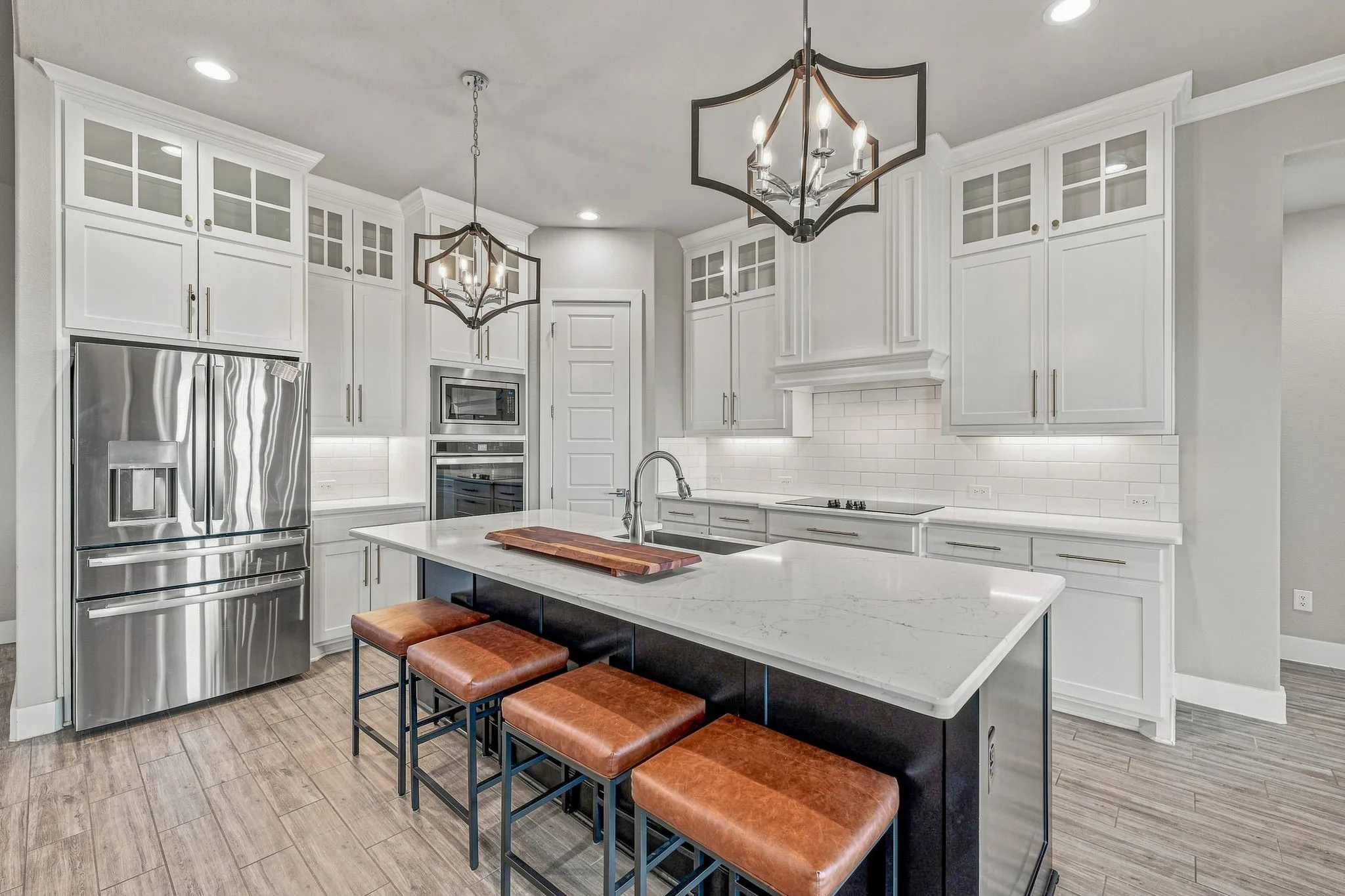 Single Family Residence For Sale in Johnson County , 212 Buena Vista Drive, Godley, Texas 76044, 4 Bedroom, 3 Bathroom, 3 Garage spaces, 2,867 Sqft, built in 2021, mls#21373148, Real Estate Agent in Godley, Homes For Sale in Johnson county, Homes For Sale in Godley, Realtor in Godley Texas, Real Estate Brokerage Independent Realty Texas, Luminita Cordes Realtor