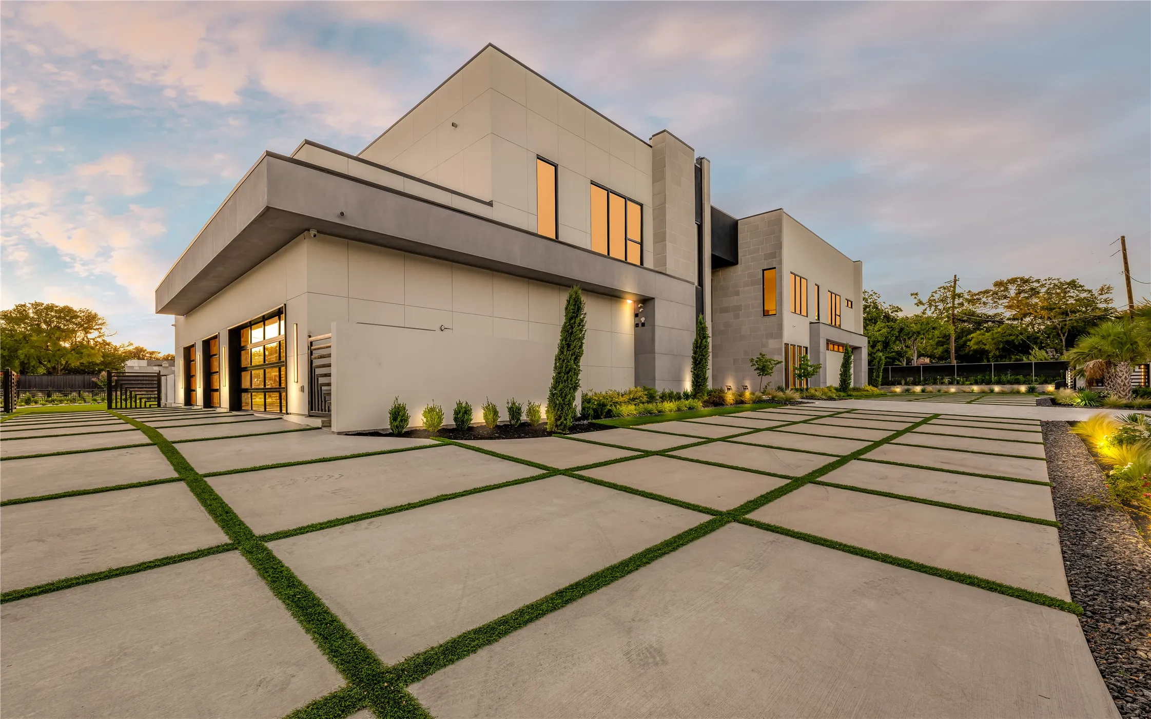 Single Family Residence For Sale in Dallas County , 10011 Lennox Lane, Dallas, Texas 75229, 6 Bedroom, 9 Bathroom, 4 Garage spaces, 11,460 Sqft, built in 2026, mls#21357968, Real Estate Agent in Dallas, Homes For Sale in Dallas county, Homes For Sale in Dallas, Realtor in Dallas Texas, Real Estate Brokerage Independent Realty Texas, Luminita Cordes Realtor