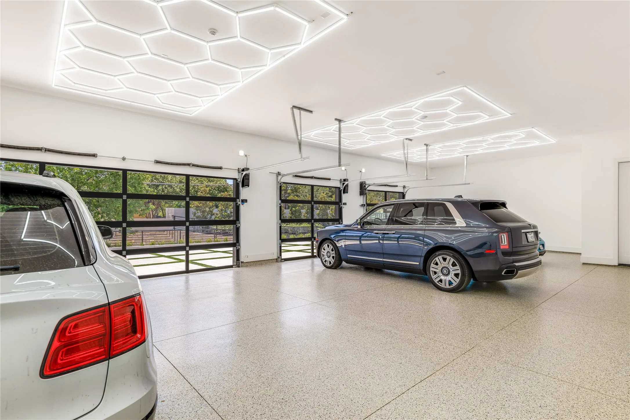 Single Family Residence For Sale in Dallas County , 10011 Lennox Lane, Dallas, Texas 75229, 6 Bedroom, 9 Bathroom, 4 Garage spaces, 11,460 Sqft, built in 2026, mls#21357968, Real Estate Agent in Dallas, Homes For Sale in Dallas county, Homes For Sale in Dallas, Realtor in Dallas Texas, Real Estate Brokerage Independent Realty Texas, Luminita Cordes Realtor