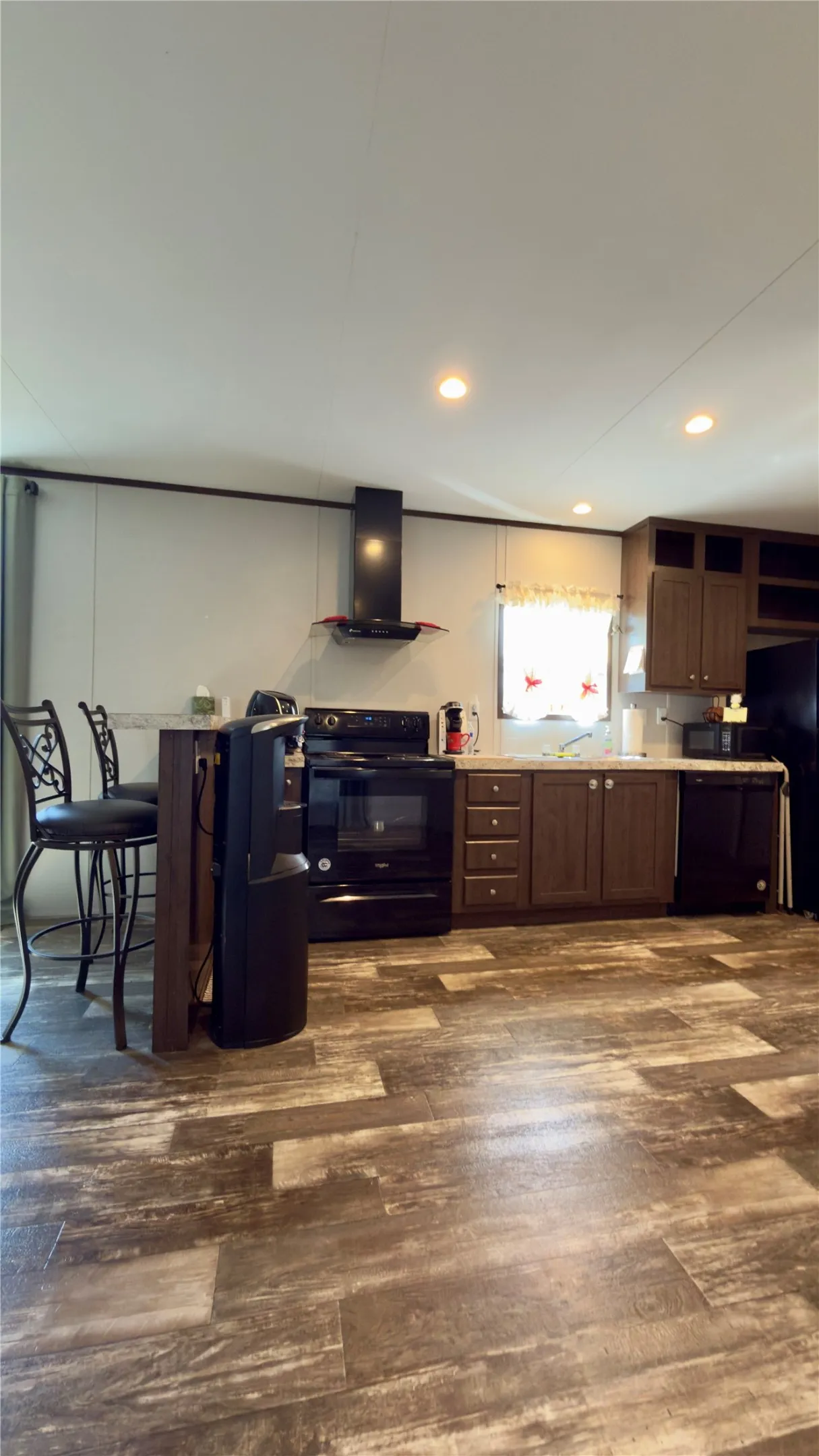 Single Family Residence For Sale in Hood County , 1108 Ridgeview Circle, Granbury, Texas 76048, 2 Bedroom, 2 Bathroom, Garage spaces, 896 Sqft, built in 2020, mls#21369846, Real Estate Agent in Granbury, Homes For Sale in Hood county, Homes For Sale in Granbury, Realtor in Granbury Texas, Real Estate Brokerage Independent Realty Texas, Luminita Cordes Realtor
