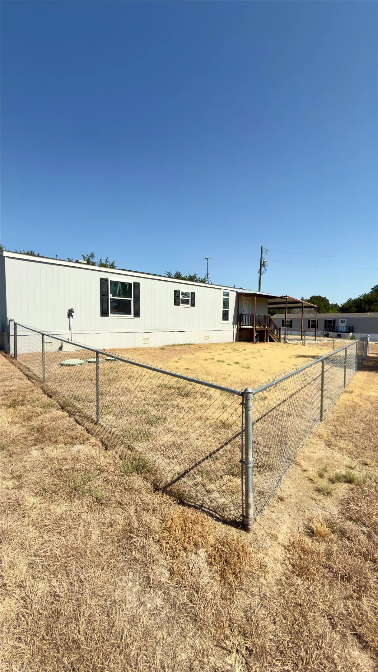 Single Family Residence For Sale in Hood County , 1108 Ridgeview Circle, Granbury, Texas 76048, 2 Bedroom, 2 Bathroom, Garage spaces, 896 Sqft, built in 2020, mls#21369846, Real Estate Agent in Granbury, Homes For Sale in Hood county, Homes For Sale in Granbury, Realtor in Granbury Texas, Real Estate Brokerage Independent Realty Texas, Luminita Cordes Realtor
