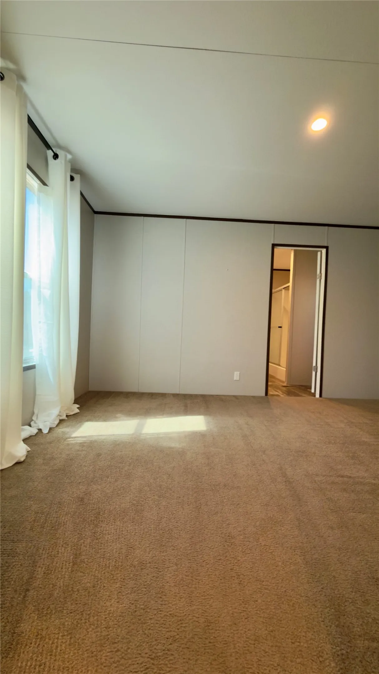 Single Family Residence For Sale in Hood County , 1108 Ridgeview Circle, Granbury, Texas 76048, 2 Bedroom, 2 Bathroom, Garage spaces, 896 Sqft, built in 2020, mls#21369846, Real Estate Agent in Granbury, Homes For Sale in Hood county, Homes For Sale in Granbury, Realtor in Granbury Texas, Real Estate Brokerage Independent Realty Texas, Luminita Cordes Realtor