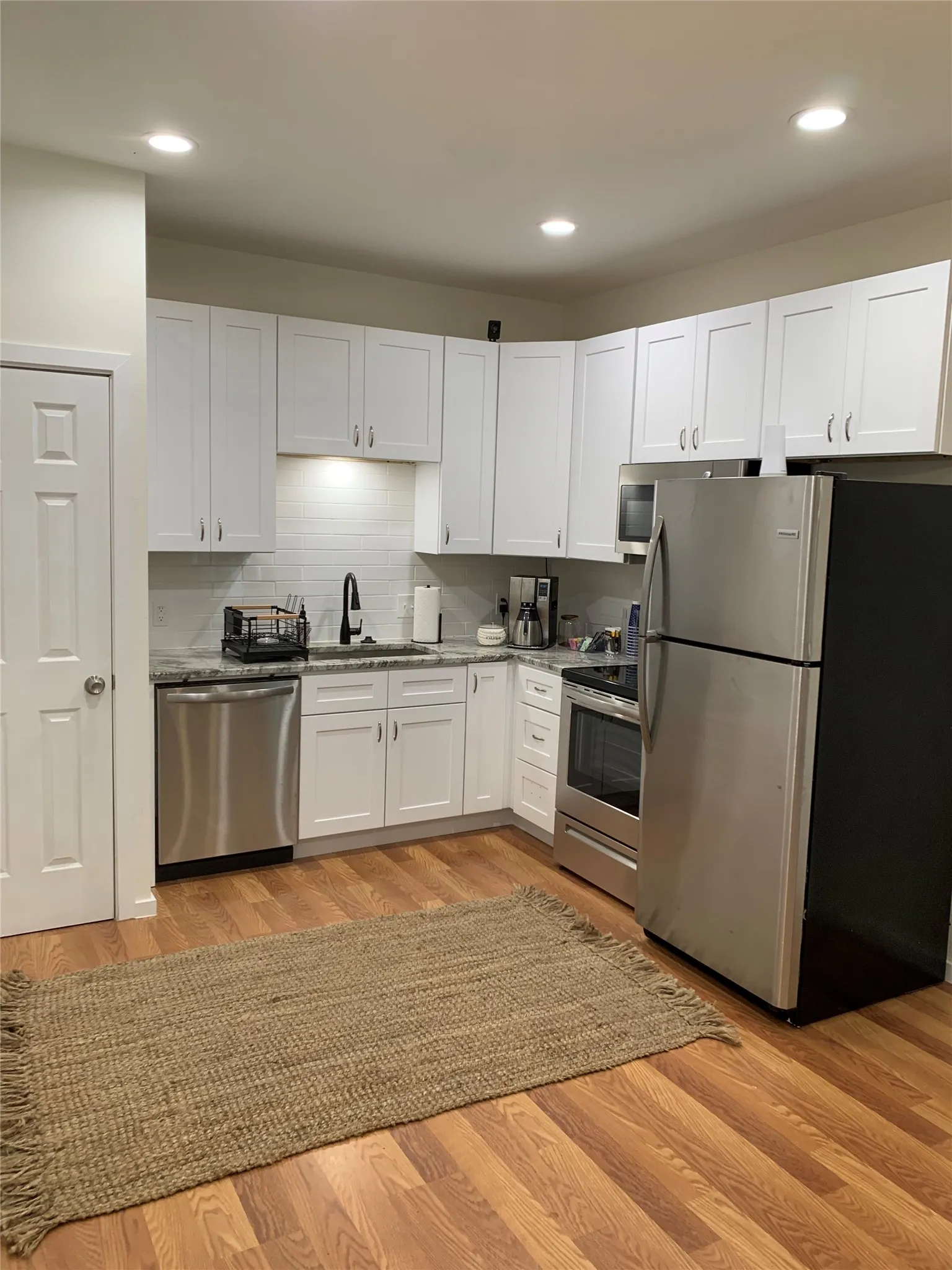 Single Family Residence For Sale in Tarrant County , 1200 New York Avenue, Fort Worth, Texas 76104, 3 Bedroom, 2 Bathroom, Garage spaces, 1,032 Sqft, built in 1926, mls#21374794, Real Estate Agent in Fort Worth, Homes For Sale in Tarrant county, Homes For Sale in Fort Worth, Realtor in Fort Worth Texas, Real Estate Brokerage Independent Realty Texas, Luminita Cordes Realtor