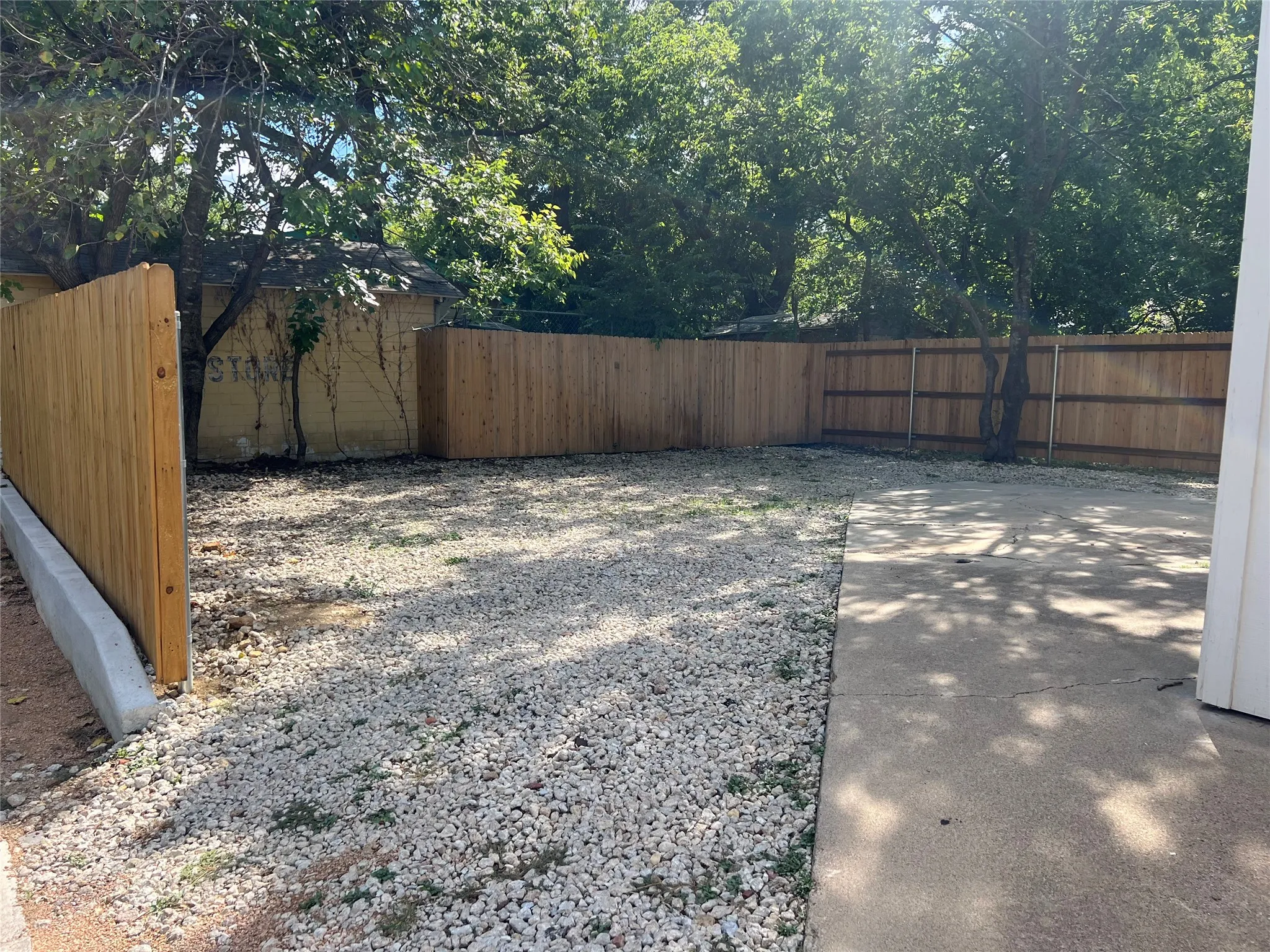 Single Family Residence For Sale in Tarrant County , 1200 New York Avenue, Fort Worth, Texas 76104, 3 Bedroom, 2 Bathroom, Garage spaces, 1,032 Sqft, built in 1926, mls#21374794, Real Estate Agent in Fort Worth, Homes For Sale in Tarrant county, Homes For Sale in Fort Worth, Realtor in Fort Worth Texas, Real Estate Brokerage Independent Realty Texas, Luminita Cordes Realtor