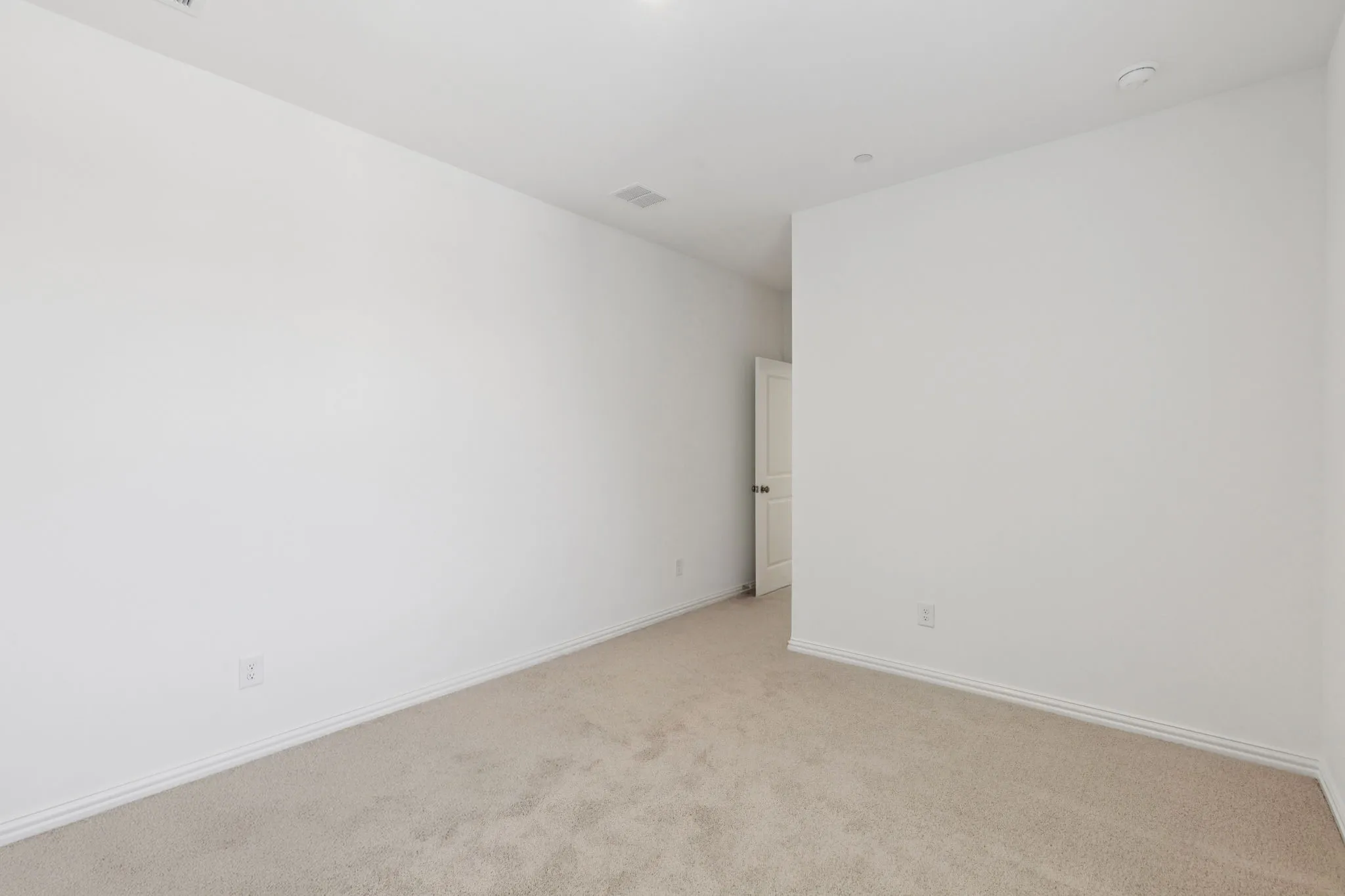 Townhouse For Rent in Dallas County , 3540 Pierce Lane, Grand Prairie, Texas 75052, 3 Bedroom, 3 Bathroom, 2 Garage spaces, 2,203 Sqft, built in 2025, mls#21374824, Real Estate Agent in Grand Prairie, Homes For Rent in Dallas county, Homes For Rent in Grand Prairie, Realtor in Grand Prairie Texas, Real Estate Brokerage Independent Realty Texas, Luminita Cordes Realtor