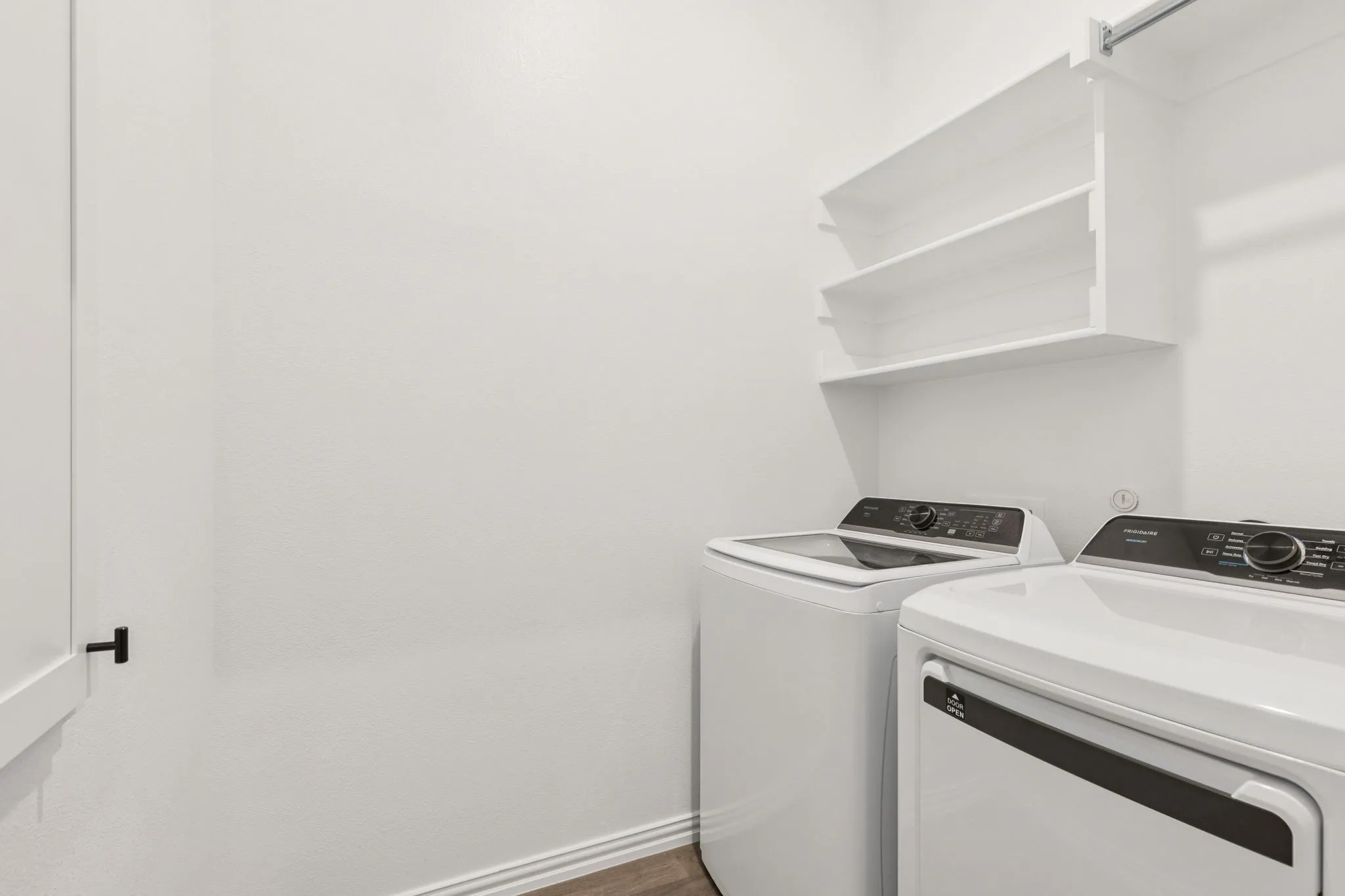 Townhouse For Rent in Dallas County , 3540 Pierce Lane, Grand Prairie, Texas 75052, 3 Bedroom, 3 Bathroom, 2 Garage spaces, 2,203 Sqft, built in 2025, mls#21374824, Real Estate Agent in Grand Prairie, Homes For Rent in Dallas county, Homes For Rent in Grand Prairie, Realtor in Grand Prairie Texas, Real Estate Brokerage Independent Realty Texas, Luminita Cordes Realtor