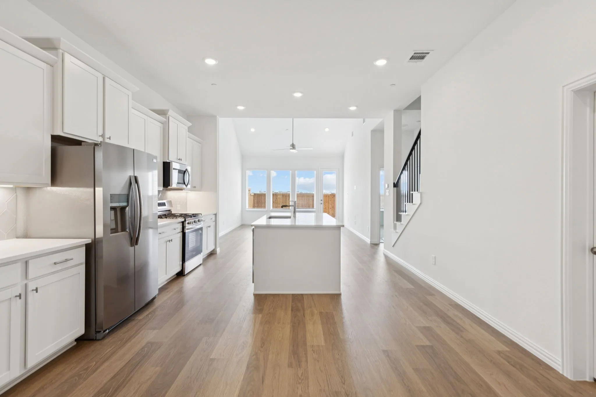 Townhouse For Rent in Dallas County , 3540 Pierce Lane, Grand Prairie, Texas 75052, 3 Bedroom, 3 Bathroom, 2 Garage spaces, 2,203 Sqft, built in 2025, mls#21374824, Real Estate Agent in Grand Prairie, Homes For Rent in Dallas county, Homes For Rent in Grand Prairie, Realtor in Grand Prairie Texas, Real Estate Brokerage Independent Realty Texas, Luminita Cordes Realtor