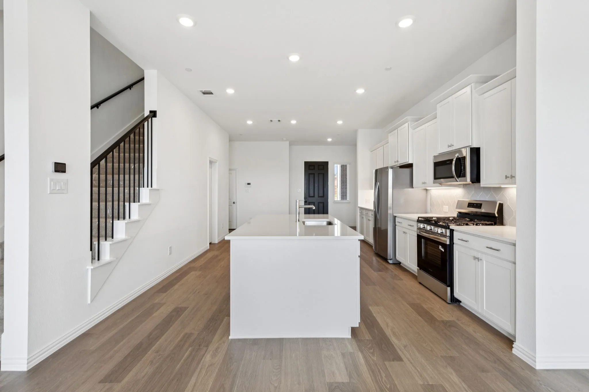 Townhouse For Rent in Dallas County , 3540 Pierce Lane, Grand Prairie, Texas 75052, 3 Bedroom, 3 Bathroom, 2 Garage spaces, 2,203 Sqft, built in 2025, mls#21374824, Real Estate Agent in Grand Prairie, Homes For Rent in Dallas county, Homes For Rent in Grand Prairie, Realtor in Grand Prairie Texas, Real Estate Brokerage Independent Realty Texas, Luminita Cordes Realtor