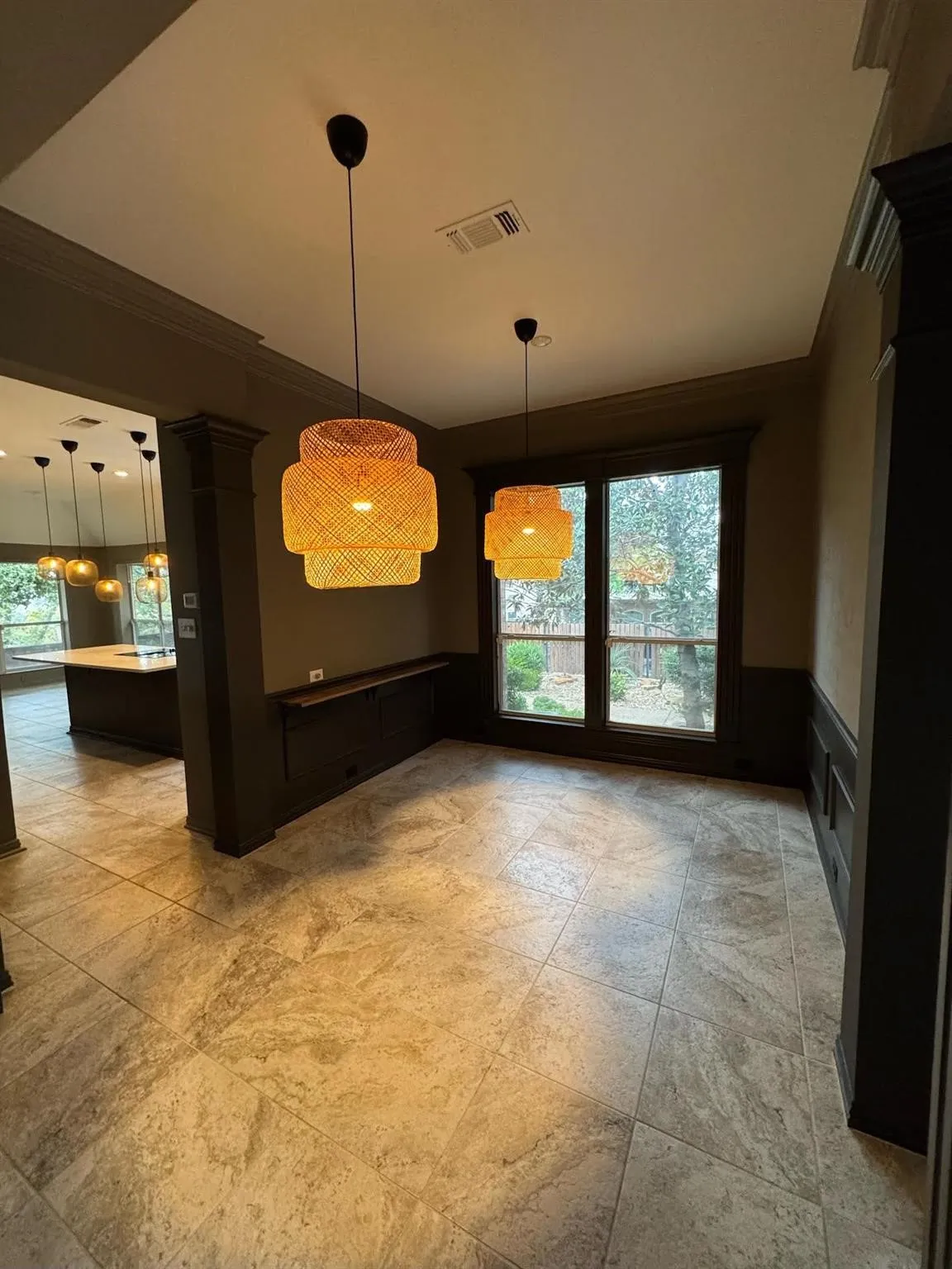 Single Family Residence For Sale in Denton County , 3103 Green Hollow Court, Highland Village, Texas 75077, 4 Bedroom, 3 Bathroom, 2 Garage spaces, 2,570 Sqft, built in 1995, mls#21372597, Real Estate Agent in Highland Village, Homes For Sale in Denton county, Homes For Sale in Highland Village, Realtor in Highland Village Texas, Real Estate Brokerage Independent Realty Texas, Luminita Cordes Realtor