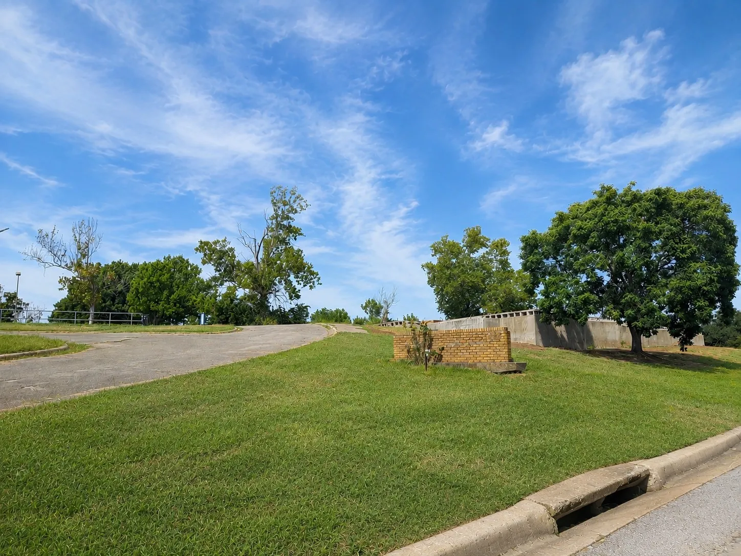 Street view and side entry