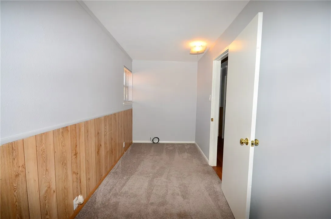 Single Family Residence For Rent in Grayson County , 2515 N Shannon Street, Sherman, Texas 75092, 4 Bedroom, 2 Bathroom, 2 Garage spaces, 1,469 Sqft, built in 1962, mls#21368565, Real Estate Agent in Sherman, Homes For Rent in Grayson county, Homes For Rent in Sherman, Realtor in Sherman Texas, Real Estate Brokerage Independent Realty Texas, Luminita Cordes Realtor