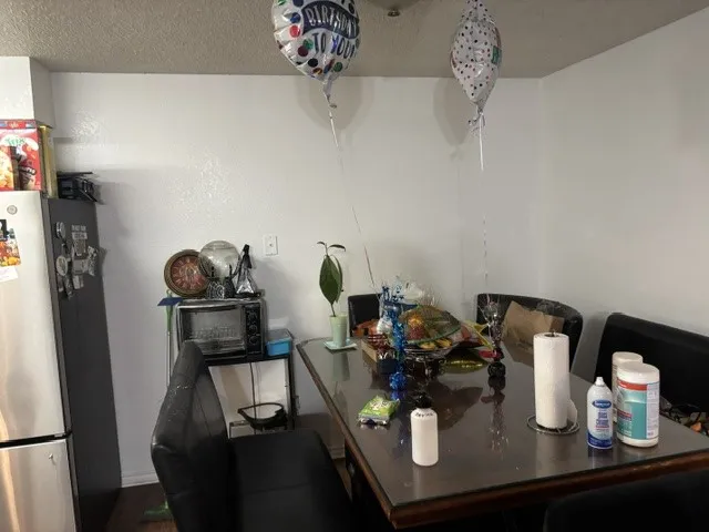 3405 Orchard Breakfast area