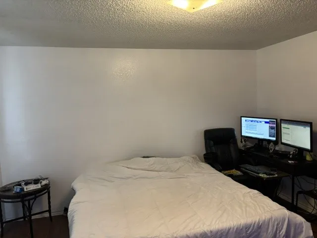 3405 Orchard Primary bedroom