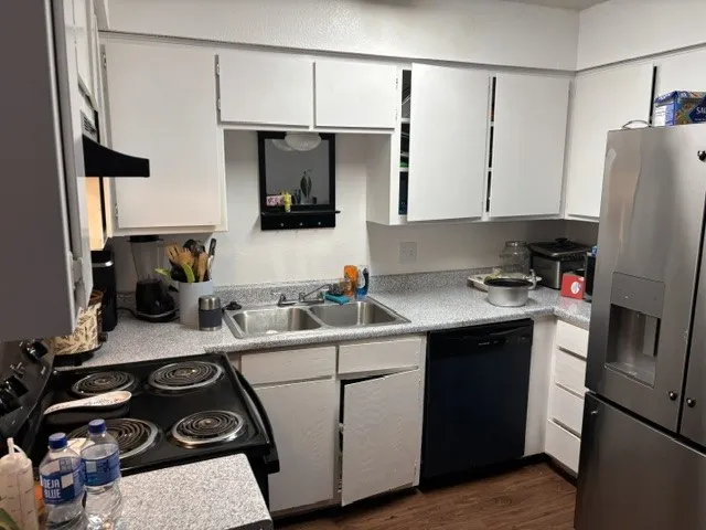 3405 Orchard kitchen
