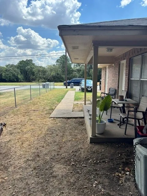 3407 Orchard front porch