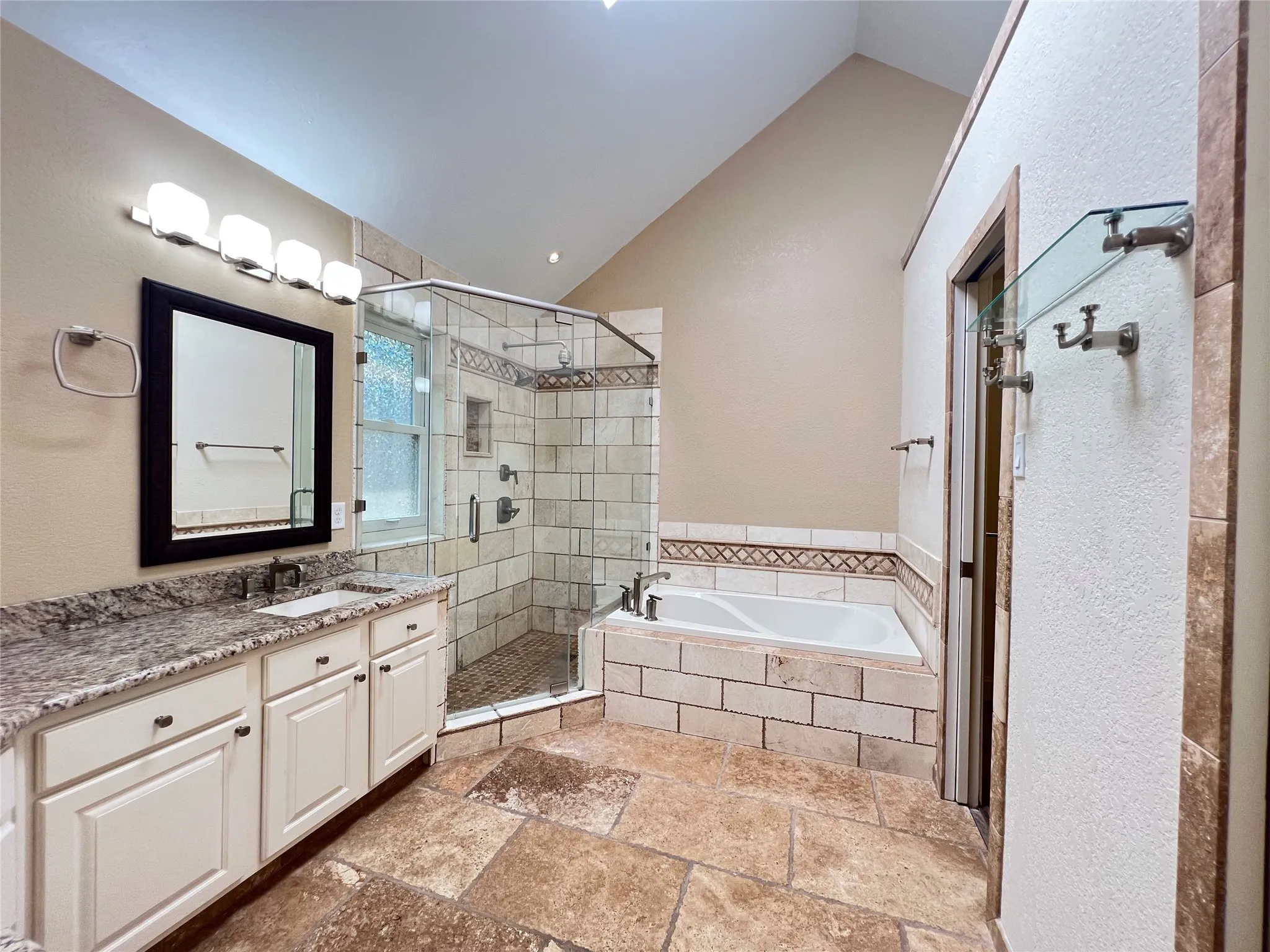 Single Family Residence For Rent in Collin County , 6816 Sweetwater Drive, Plano, Texas 75023, 3 Bedroom, 2 Bathroom, 2 Garage spaces, 1,931 Sqft, built in 1987, mls#21373657, Real Estate Agent in Plano, Homes For Rent in Collin county, Homes For Rent in Plano, Realtor in Plano Texas, Real Estate Brokerage Independent Realty Texas, Luminita Cordes Realtor