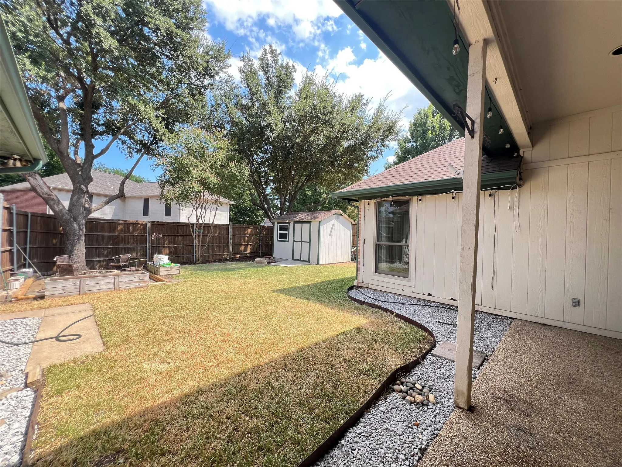 Single Family Residence For Rent in Collin County , 6816 Sweetwater Drive, Plano, Texas 75023, 3 Bedroom, 2 Bathroom, 2 Garage spaces, 1,931 Sqft, built in 1987, mls#21373657, Real Estate Agent in Plano, Homes For Rent in Collin county, Homes For Rent in Plano, Realtor in Plano Texas, Real Estate Brokerage Independent Realty Texas, Luminita Cordes Realtor