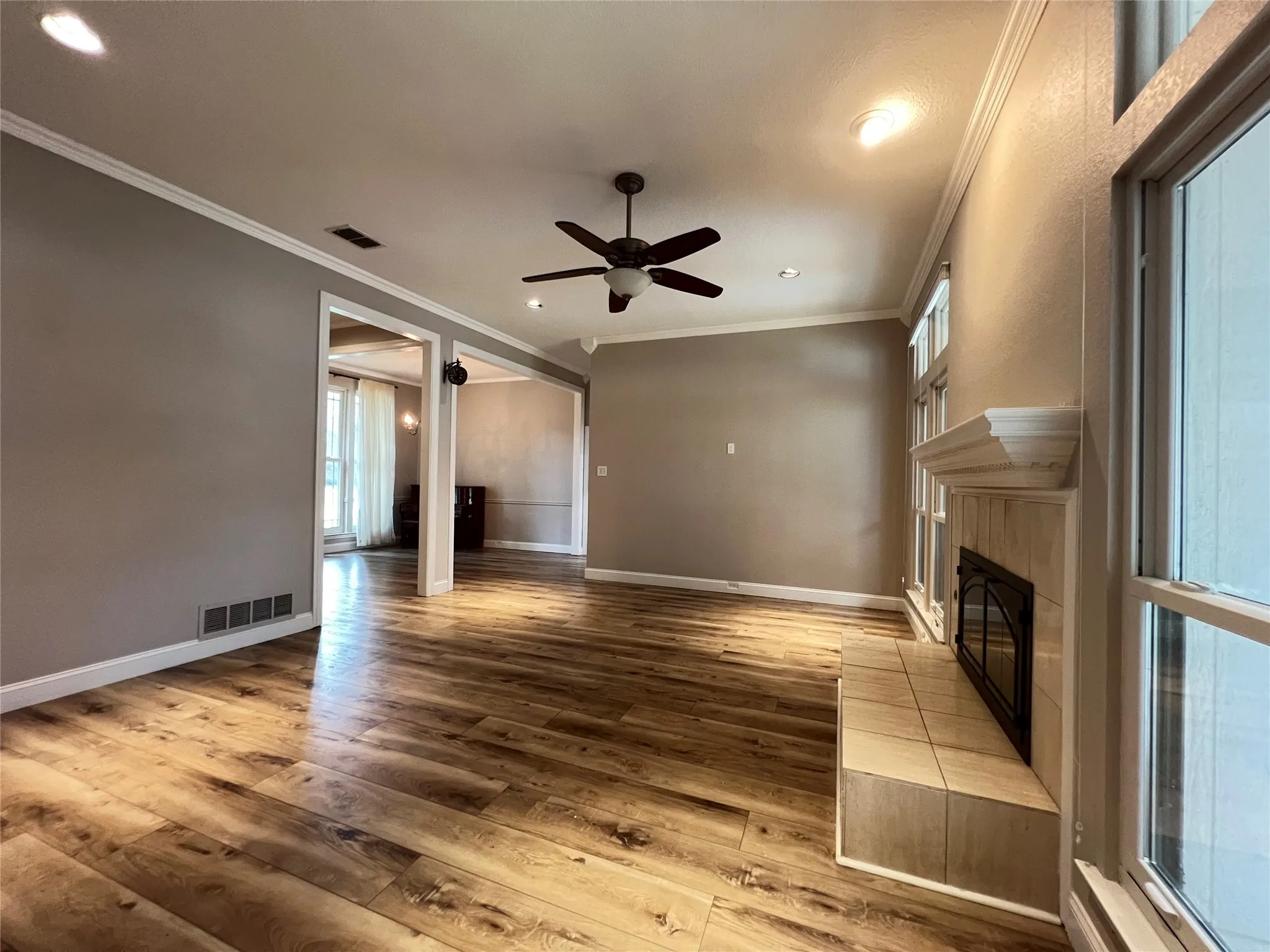 Single Family Residence For Rent in Collin County , 6816 Sweetwater Drive, Plano, Texas 75023, 3 Bedroom, 2 Bathroom, 2 Garage spaces, 1,931 Sqft, built in 1987, mls#21373657, Real Estate Agent in Plano, Homes For Rent in Collin county, Homes For Rent in Plano, Realtor in Plano Texas, Real Estate Brokerage Independent Realty Texas, Luminita Cordes Realtor