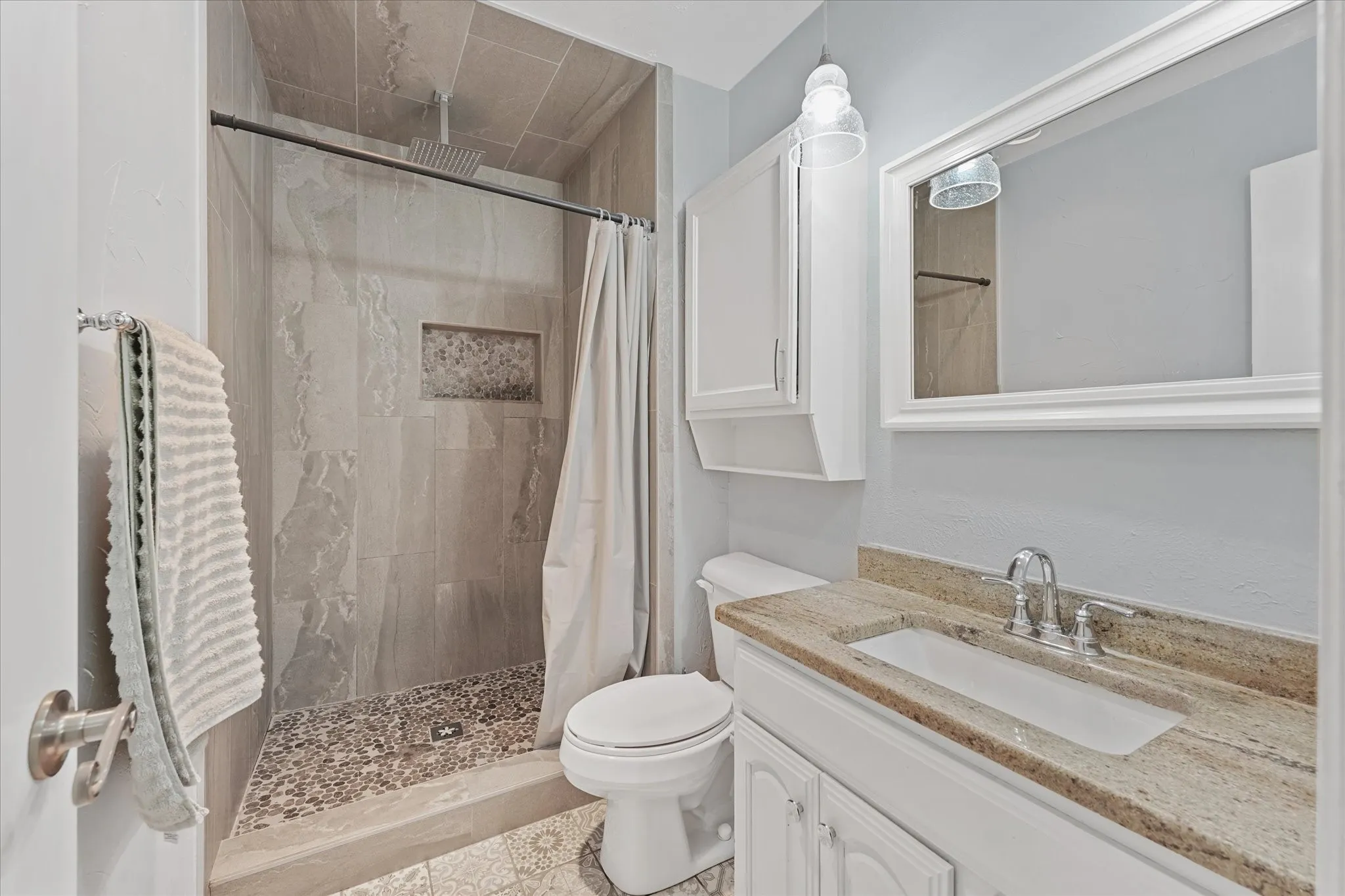 Single Family Residence For Sale in Dallas County , 6317 Briar Knoll Drive, Garland, Texas 75043, 3 Bedroom, 2 Bathroom, 2 Garage spaces, 1,673 Sqft, built in 1974, mls#21364137, Real Estate Agent in Garland, Homes For Sale in Dallas county, Homes For Sale in Garland, Realtor in Garland Texas, Real Estate Brokerage Independent Realty Texas, Luminita Cordes Realtor