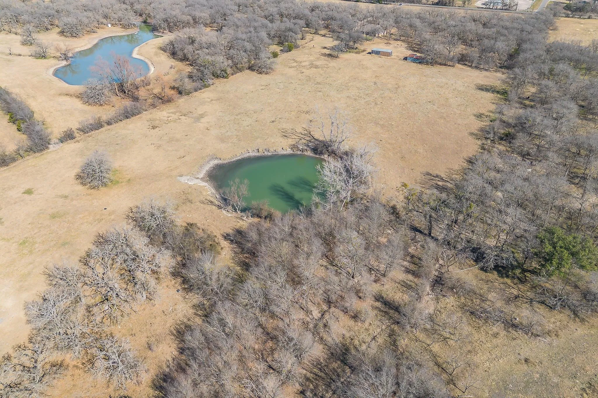 Farm For Sale in Mc Lennan County , 1325 N Katy Road, Elm Mott, Texas 76640, 3 Bedroom, 2 Bathroom, 2 Garage spaces, 1,826 Sqft, built in 1988, mls#21374855, Real Estate Agent in Elm Mott, Homes For Sale in Mc Lennan county, Homes For Sale in Elm Mott, Realtor in Elm Mott Texas, Real Estate Brokerage Independent Realty Texas, Luminita Cordes Realtor