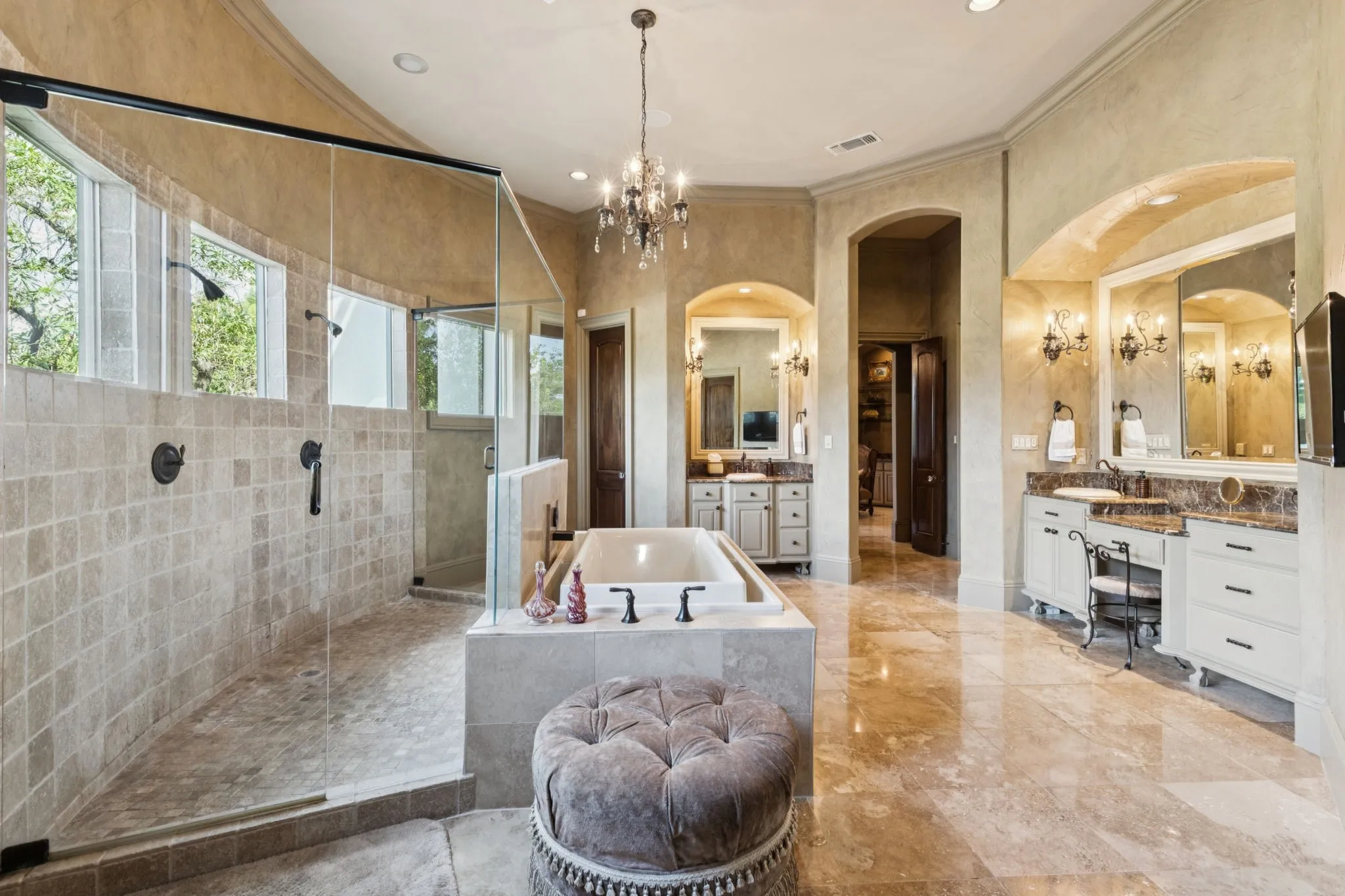 Single Family Residence For Sale in Denton County , 2100 Cavalier Way, Flower Mound, Texas 75022, 7 Bedroom, 12 Bathroom, 5 Garage spaces, 17,287 Sqft, built in 2002, mls#21370428, Real Estate Agent in Flower Mound, Homes For Sale in Denton county, Homes For Sale in Flower Mound, Realtor in Flower Mound Texas, Real Estate Brokerage Independent Realty Texas, Luminita Cordes Realtor
