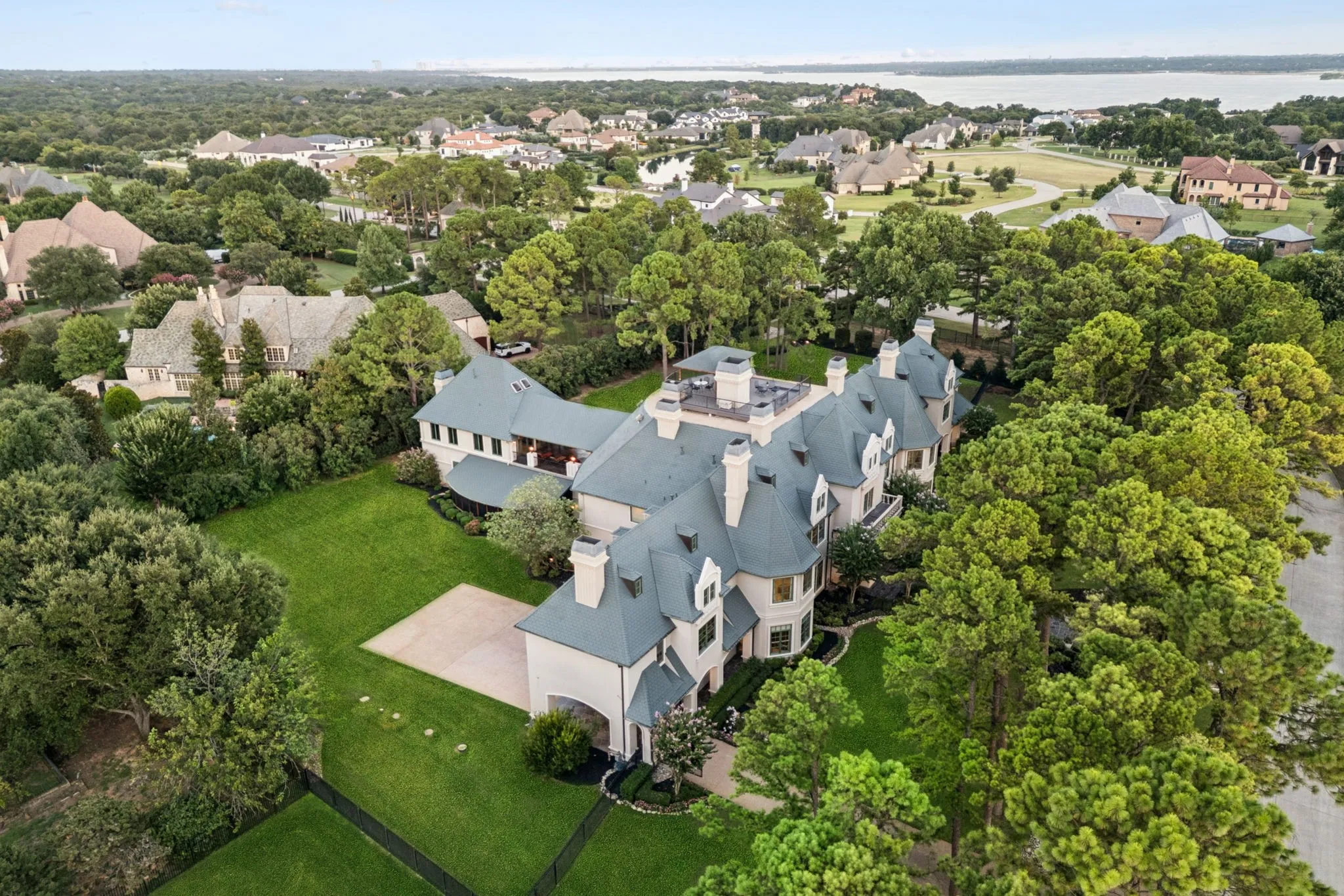 Single Family Residence For Sale in Denton County , 2100 Cavalier Way, Flower Mound, Texas 75022, 7 Bedroom, 12 Bathroom, 5 Garage spaces, 17,287 Sqft, built in 2002, mls#21370428, Real Estate Agent in Flower Mound, Homes For Sale in Denton county, Homes For Sale in Flower Mound, Realtor in Flower Mound Texas, Real Estate Brokerage Independent Realty Texas, Luminita Cordes Realtor
