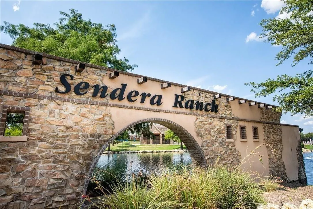 Single Family Residence For Rent in Denton County , 601 Saguaro Drive, Fort Worth, Texas 76052, 3 Bedroom, 2 Bathroom, 2 Garage spaces, 1,334 Sqft, built in 2017, mls#21373760, Real Estate Agent in Fort Worth, Homes For Rent in Denton county, Homes For Rent in Fort Worth, Realtor in Fort Worth Texas, Real Estate Brokerage Independent Realty Texas, Luminita Cordes Realtor