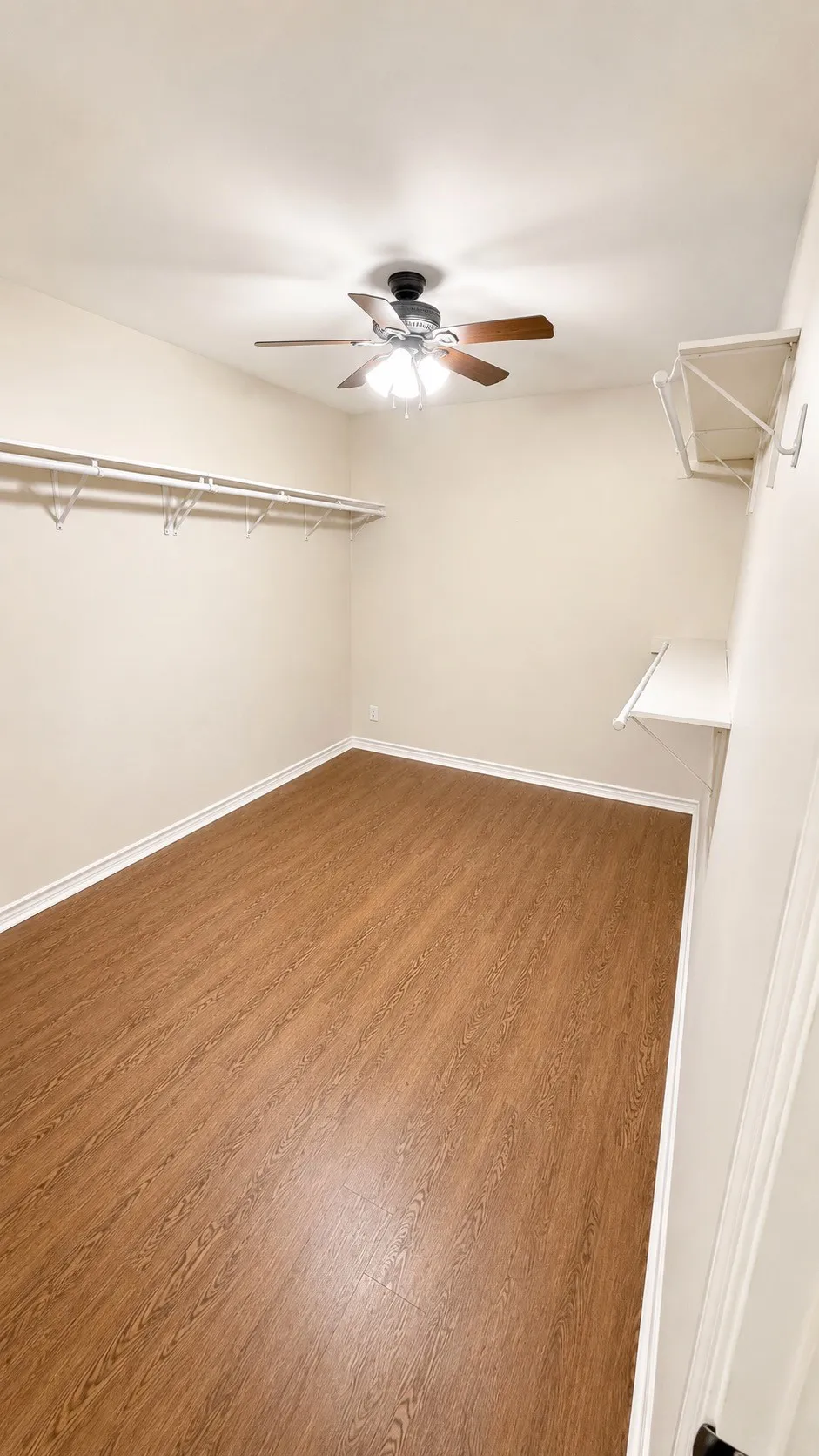 1st CLOSET FOR BED 1