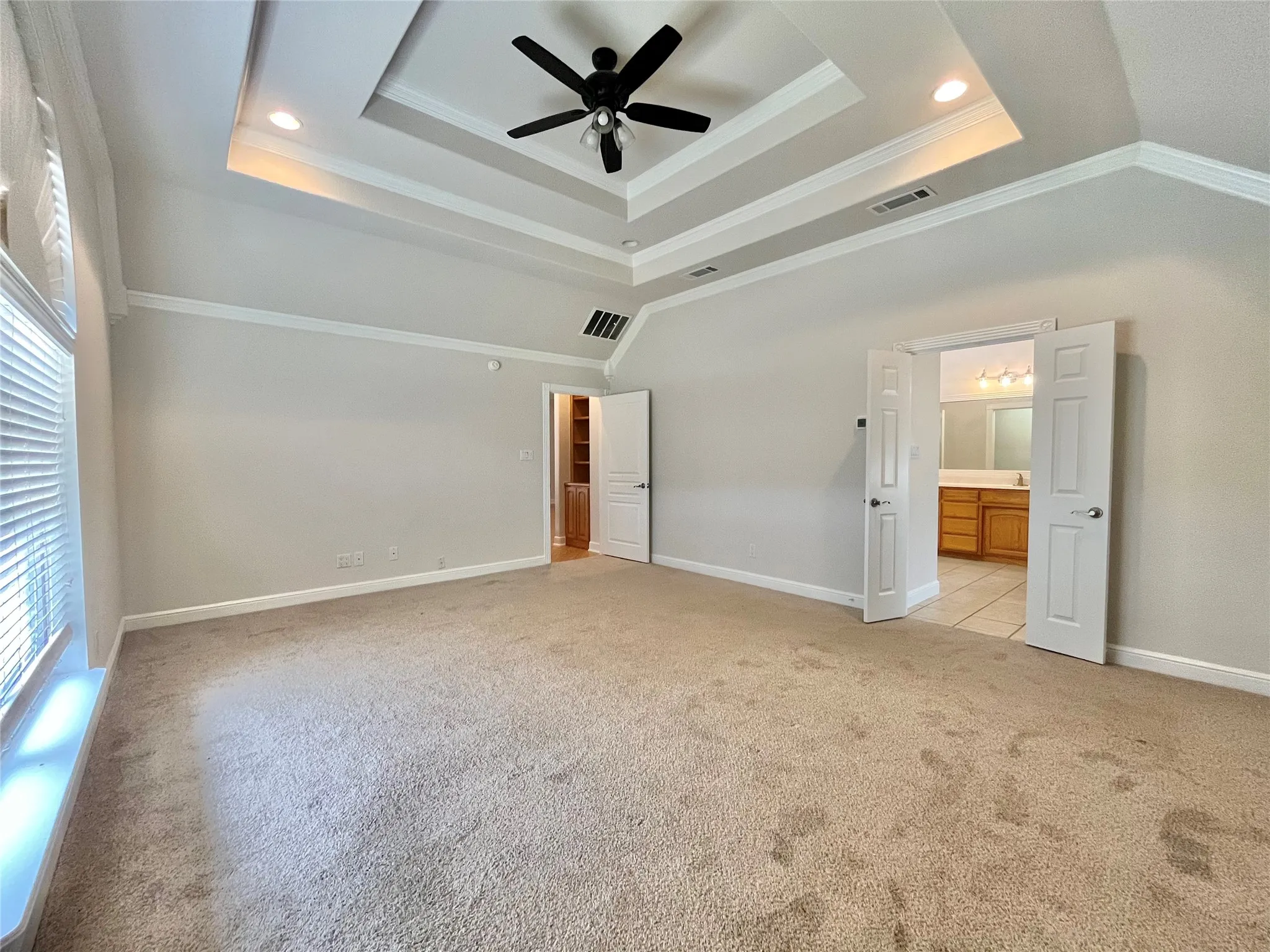 Single Family Residence For Sale in Wise County , 245 Spring Creek Court, Paradise, Texas 76073, 3 Bedroom, 3 Bathroom, 3 Garage spaces, 2,640 Sqft, built in 2001, mls#21372609, Real Estate Agent in Paradise, Homes For Sale in Wise county, Homes For Sale in Paradise, Realtor in Paradise Texas, Real Estate Brokerage Independent Realty Texas, Luminita Cordes Realtor