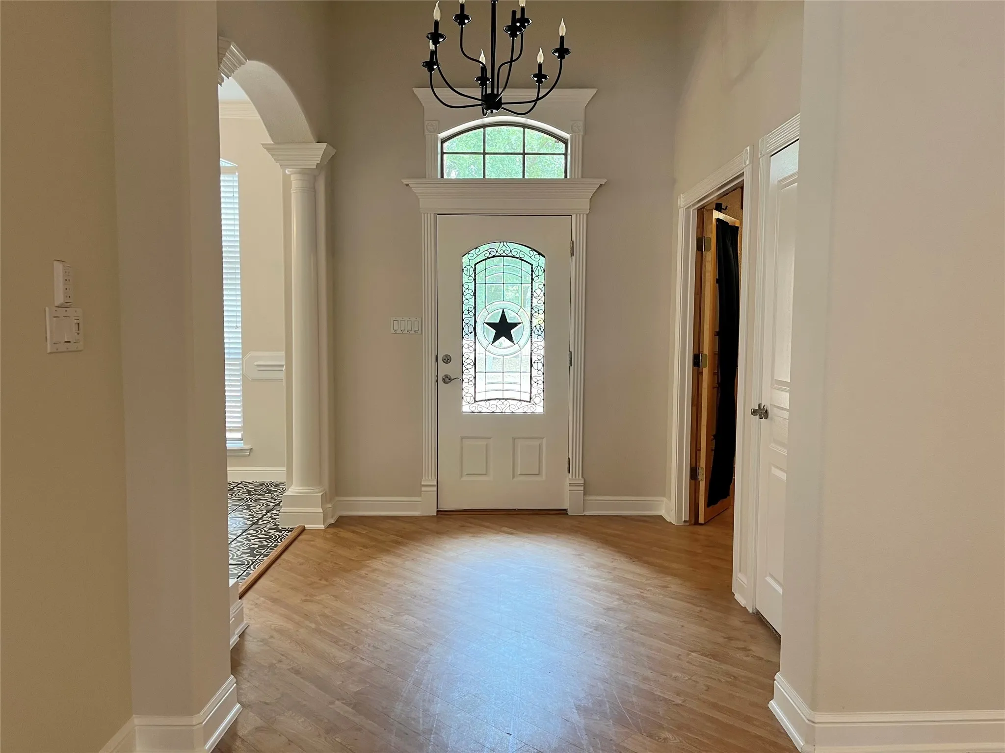 Single Family Residence For Sale in Wise County , 245 Spring Creek Court, Paradise, Texas 76073, 3 Bedroom, 3 Bathroom, 3 Garage spaces, 2,640 Sqft, built in 2001, mls#21372609, Real Estate Agent in Paradise, Homes For Sale in Wise county, Homes For Sale in Paradise, Realtor in Paradise Texas, Real Estate Brokerage Independent Realty Texas, Luminita Cordes Realtor