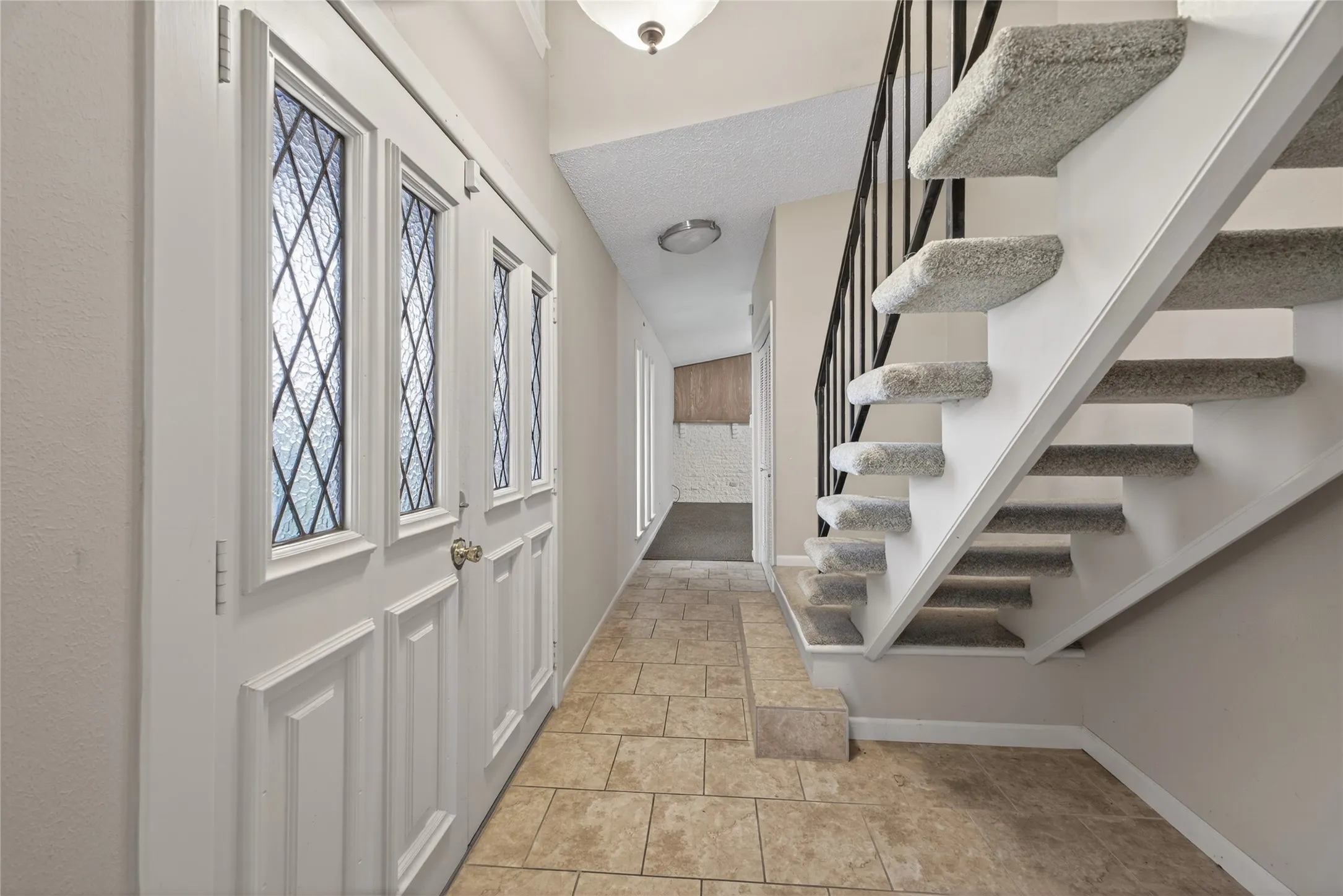 Single Family Residence For Rent in Dallas County , 2801 Vancouver Street, Irving, Texas 75062, 4 Bedroom, 3 Bathroom, 2 Garage spaces, 1,956 Sqft, built in 1966, mls#21374883, Real Estate Agent in Irving, Homes For Rent in Dallas county, Homes For Rent in Irving, Realtor in Irving Texas, Real Estate Brokerage Independent Realty Texas, Luminita Cordes Realtor