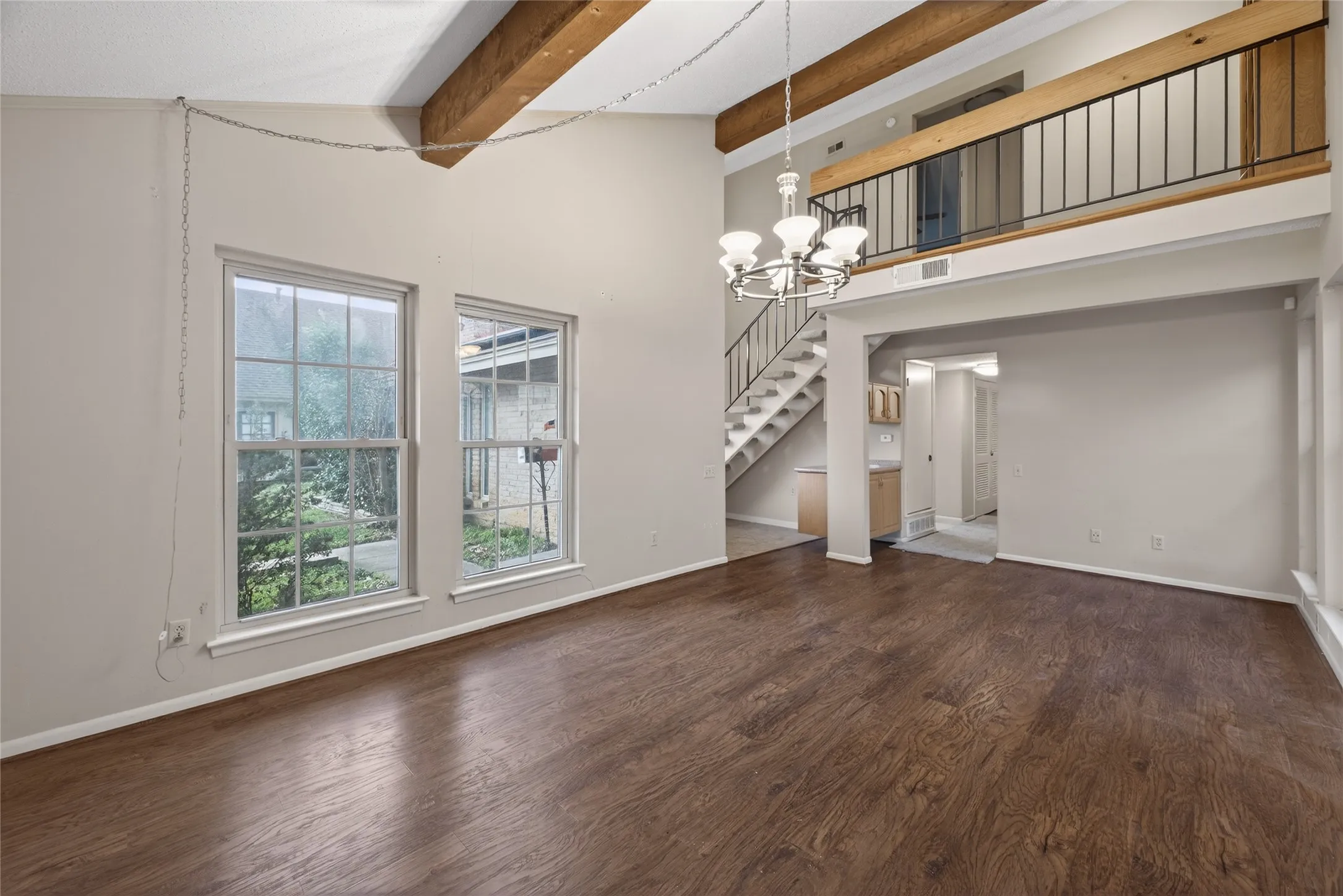 Single Family Residence For Rent in Dallas County , 2801 Vancouver Street, Irving, Texas 75062, 4 Bedroom, 3 Bathroom, 2 Garage spaces, 1,956 Sqft, built in 1966, mls#21374883, Real Estate Agent in Irving, Homes For Rent in Dallas county, Homes For Rent in Irving, Realtor in Irving Texas, Real Estate Brokerage Independent Realty Texas, Luminita Cordes Realtor