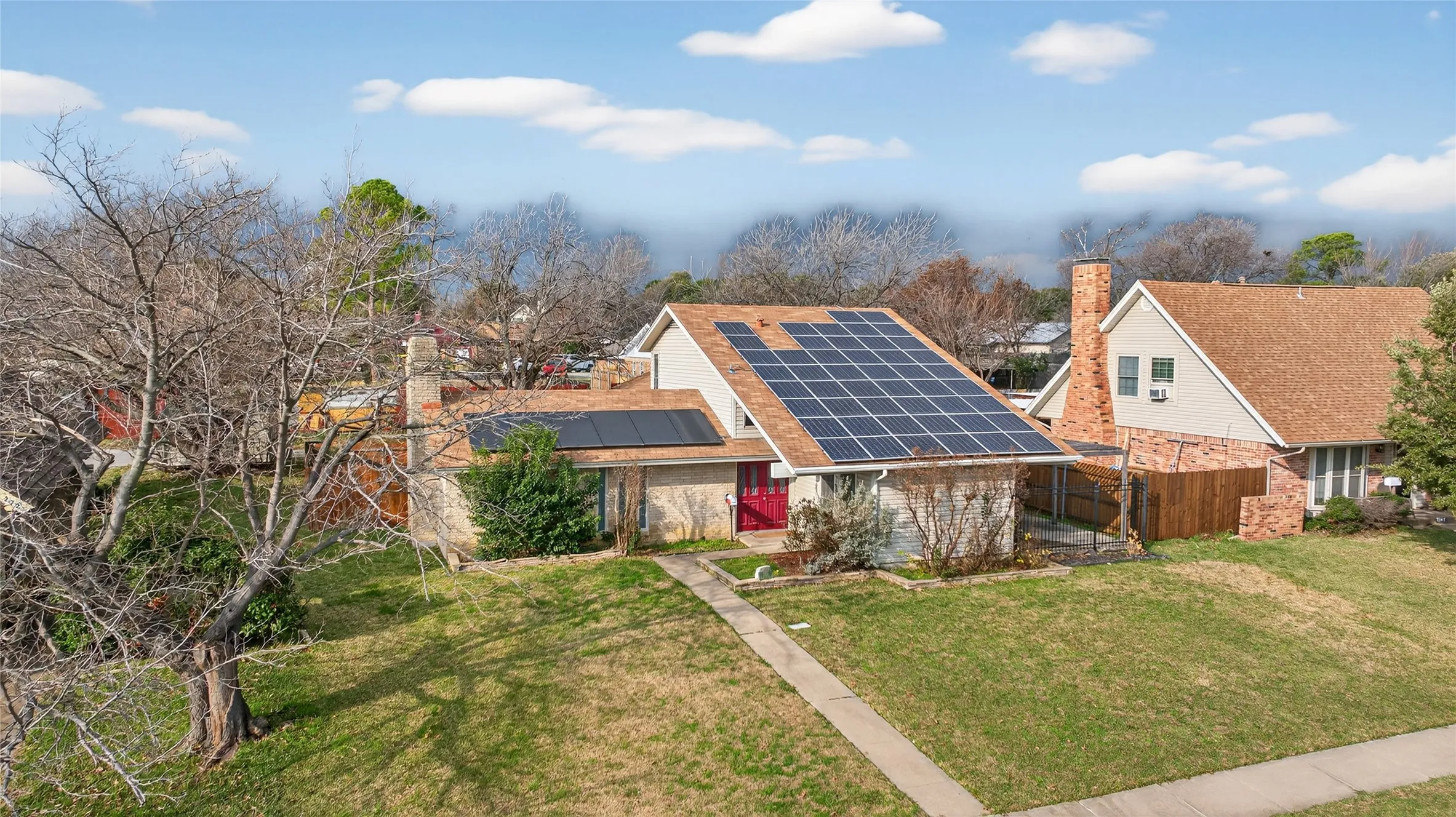 Single Family Residence For Rent in Dallas County , 2801 Vancouver Street, Irving, Texas 75062, 4 Bedroom, 3 Bathroom, 2 Garage spaces, 1,956 Sqft, built in 1966, mls#21374883, Real Estate Agent in Irving, Homes For Rent in Dallas county, Homes For Rent in Irving, Realtor in Irving Texas, Real Estate Brokerage Independent Realty Texas, Luminita Cordes Realtor