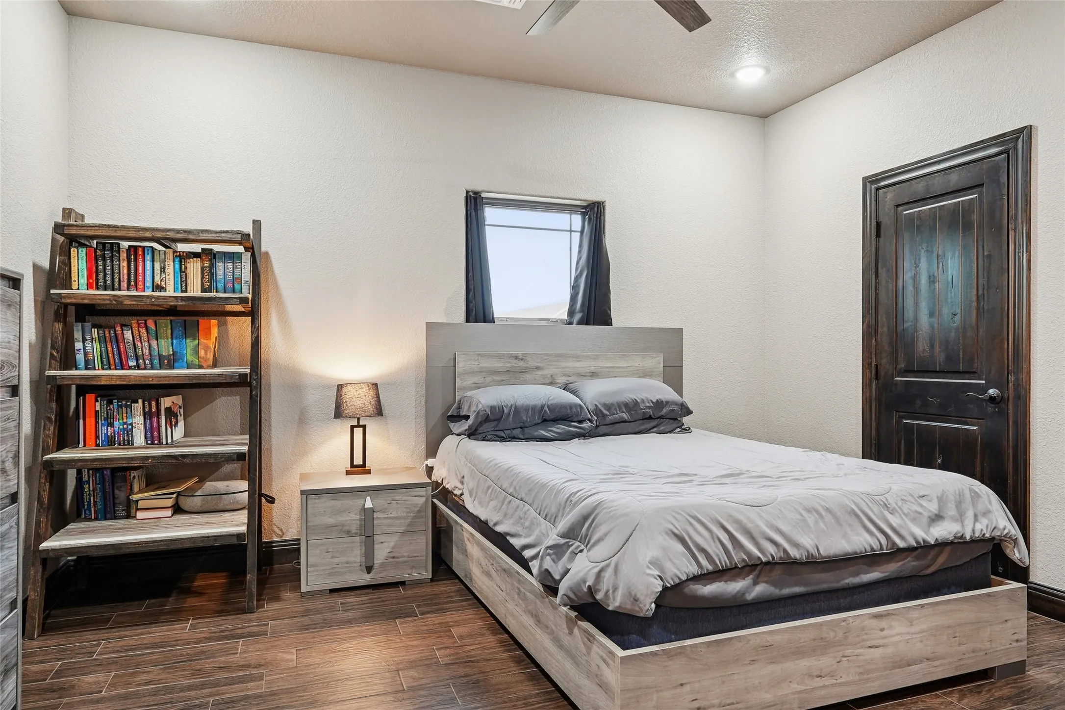 Single Family Residence For Sale in Cooke County , 820 Fleitman Drive, Muenster, Texas 76252, 3 Bedroom, 3 Bathroom, 2 Garage spaces, 2,472 Sqft, built in 2021, mls#21374127, Real Estate Agent in Muenster, Homes For Sale in Cooke county, Homes For Sale in Muenster, Realtor in Muenster Texas, Real Estate Brokerage Independent Realty Texas, Luminita Cordes Realtor