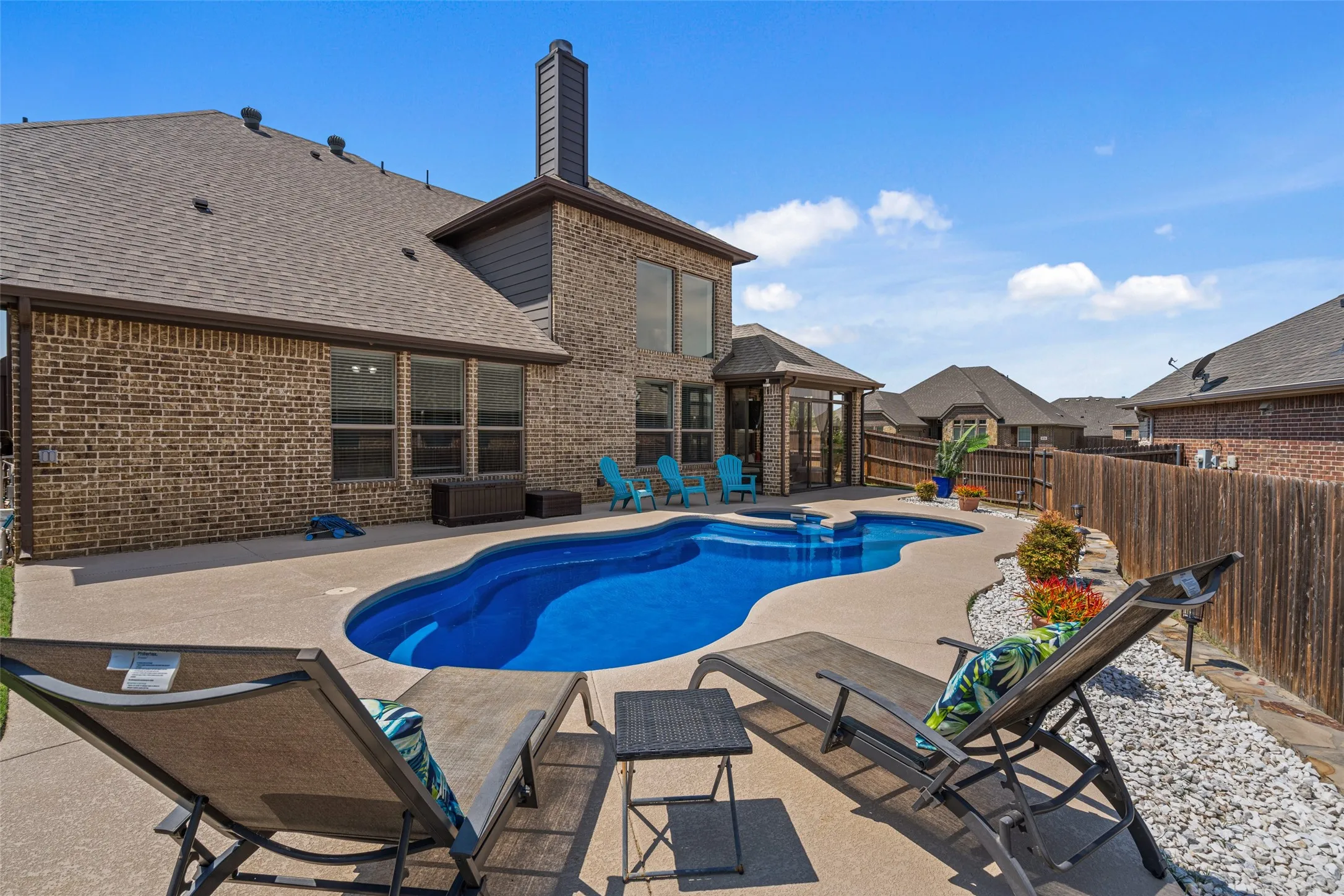 Single Family Residence For Sale in Tarrant County , 5028 Chisholm View Drive, Fort Worth, Texas 76123, 4 Bedroom, 3 Bathroom, 2 Garage spaces, 3,253 Sqft, built in 2018, mls#21370817, Real Estate Agent in Fort Worth, Homes For Sale in Tarrant county, Homes For Sale in Fort Worth, Realtor in Fort Worth Texas, Real Estate Brokerage Independent Realty Texas, Luminita Cordes Realtor