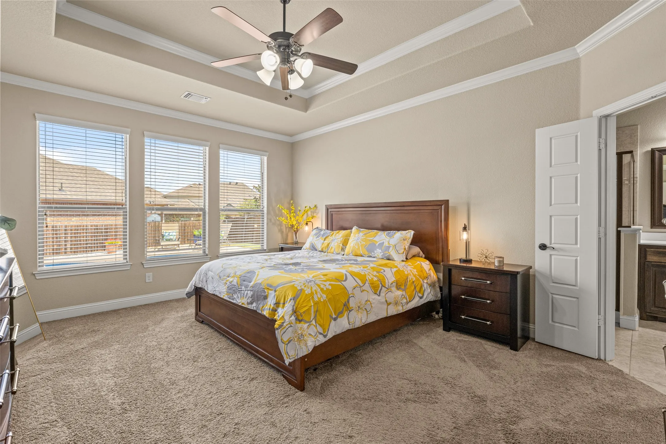 Single Family Residence For Sale in Tarrant County , 5028 Chisholm View Drive, Fort Worth, Texas 76123, 4 Bedroom, 3 Bathroom, 2 Garage spaces, 3,253 Sqft, built in 2018, mls#21370817, Real Estate Agent in Fort Worth, Homes For Sale in Tarrant county, Homes For Sale in Fort Worth, Realtor in Fort Worth Texas, Real Estate Brokerage Independent Realty Texas, Luminita Cordes Realtor