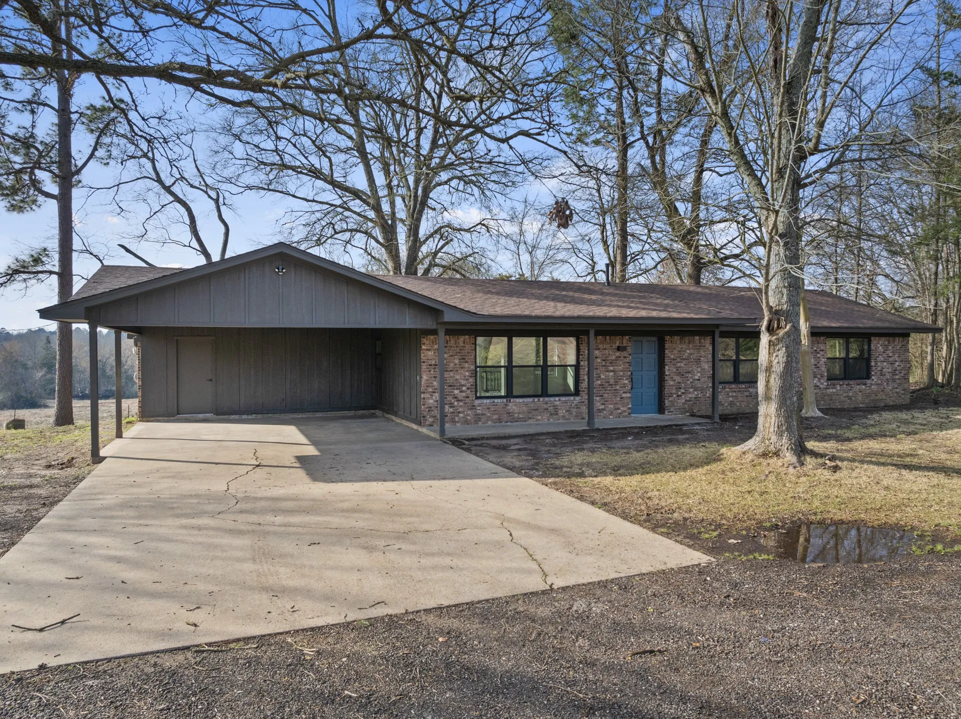 Farm For Sale in Morris County , 10 County Road 3357, Omaha, Texas 75571, 3 Bedroom, 2 Bathroom, Garage spaces, 1,400 Sqft, built in 1971, mls#21374908, Real Estate Agent in Omaha, Homes For Sale in Morris county, Homes For Sale in Omaha, Realtor in Omaha Texas, Real Estate Brokerage Independent Realty Texas, Luminita Cordes Realtor