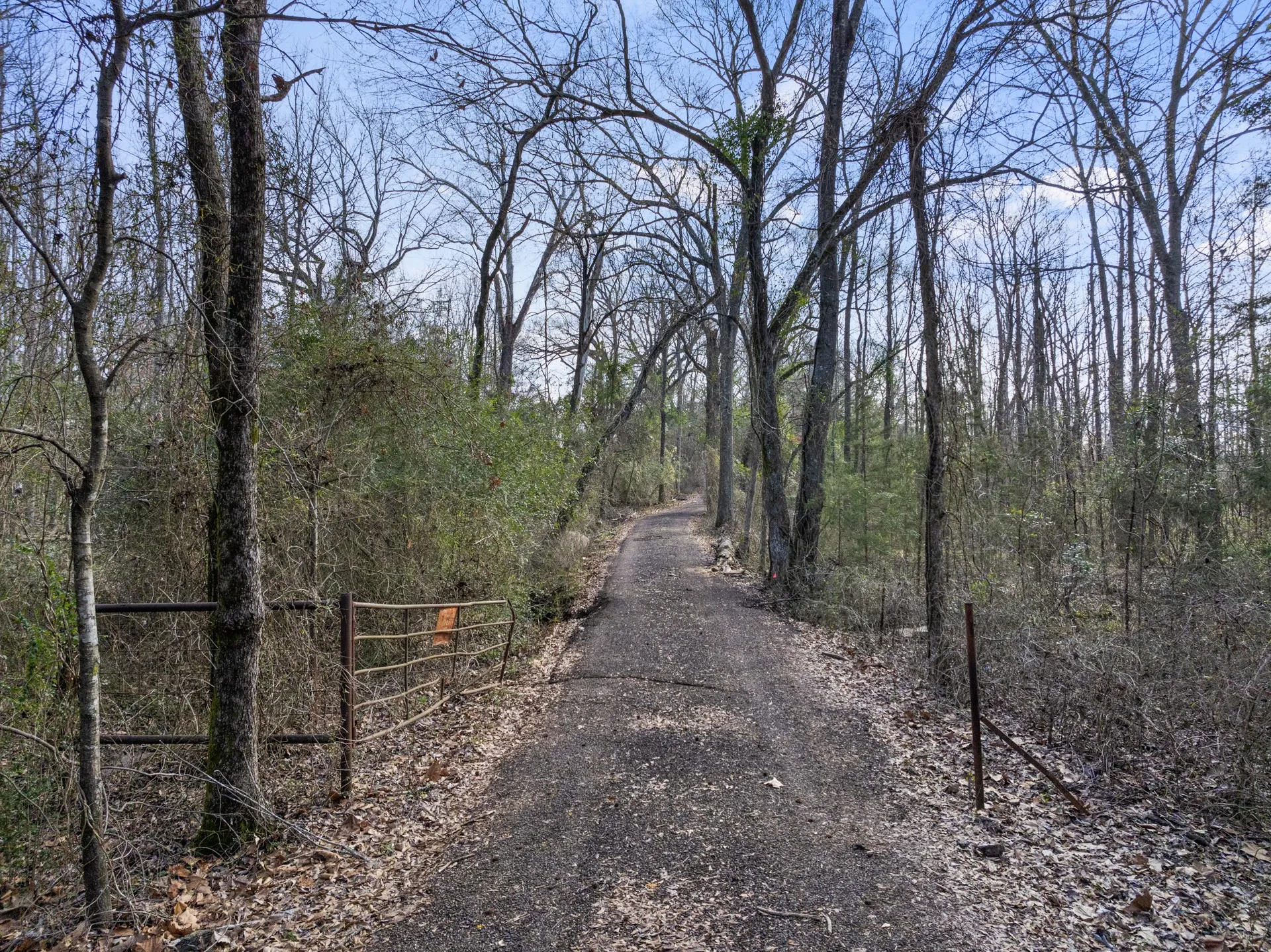 Farm For Sale in Morris County , 10 County Road 3357, Omaha, Texas 75571, 3 Bedroom, 2 Bathroom, Garage spaces, 1,400 Sqft, built in 1971, mls#21374908, Real Estate Agent in Omaha, Homes For Sale in Morris county, Homes For Sale in Omaha, Realtor in Omaha Texas, Real Estate Brokerage Independent Realty Texas, Luminita Cordes Realtor