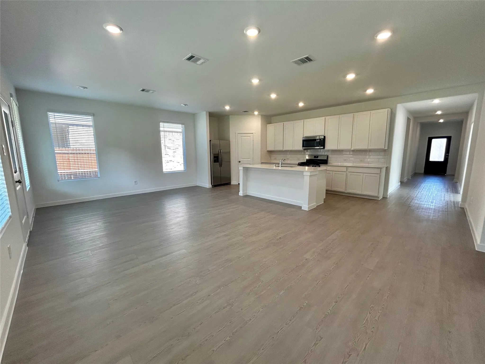 Single Family Residence For Rent in Denton County , 443 Ridge Drive, Justin, Texas 76247, 4 Bedroom, 2 Bathroom, 2 Garage spaces, 2,068 Sqft, built in 2026, mls#21374924, Real Estate Agent in Justin, Homes For Rent in Denton county, Homes For Rent in Justin, Realtor in Justin Texas, Real Estate Brokerage Independent Realty Texas, Luminita Cordes Realtor